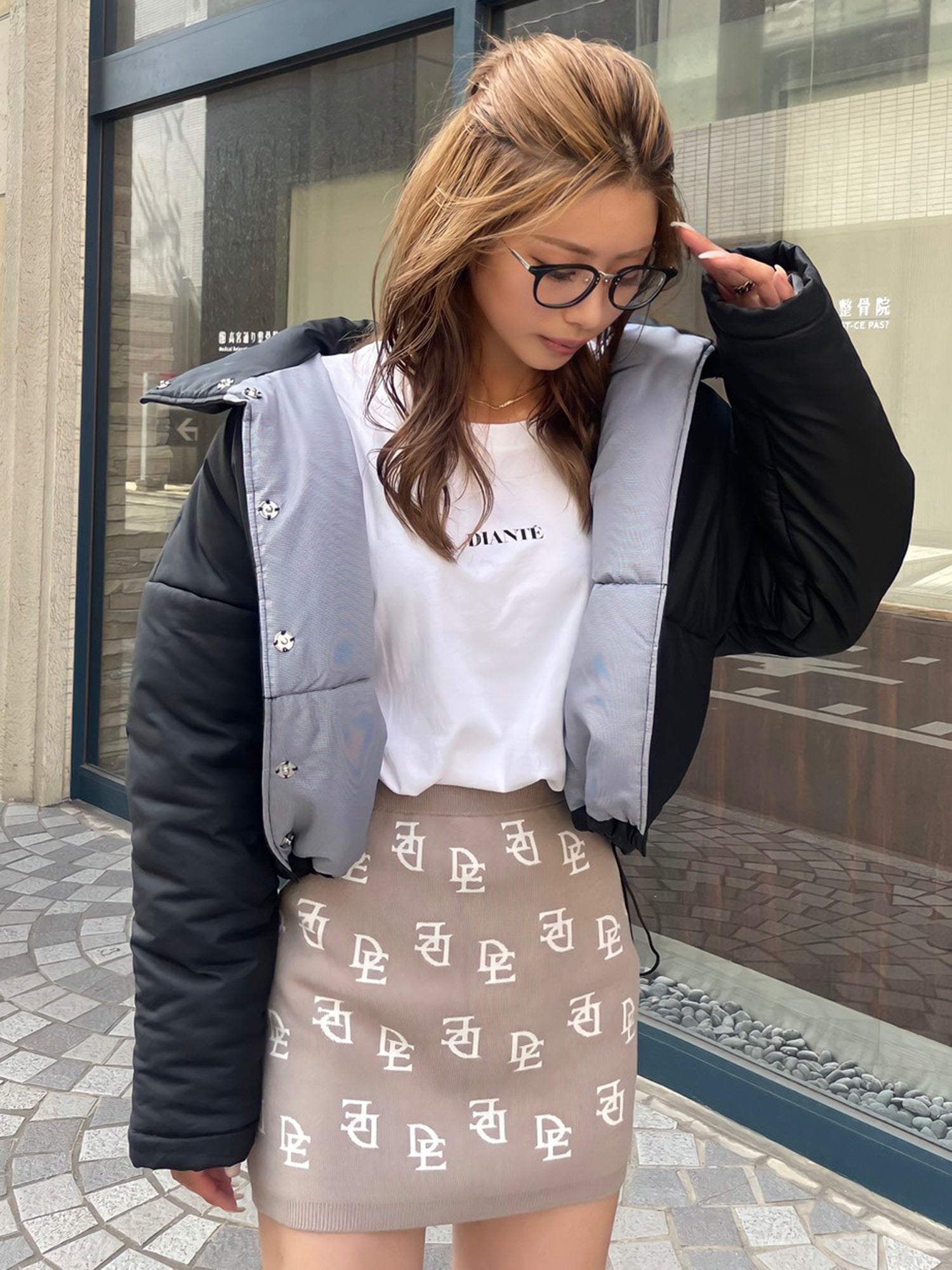 Inner pattern down jacket