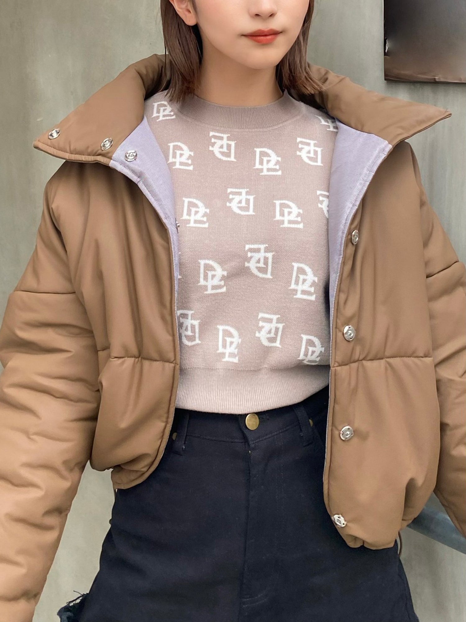 Inner pattern down jacket