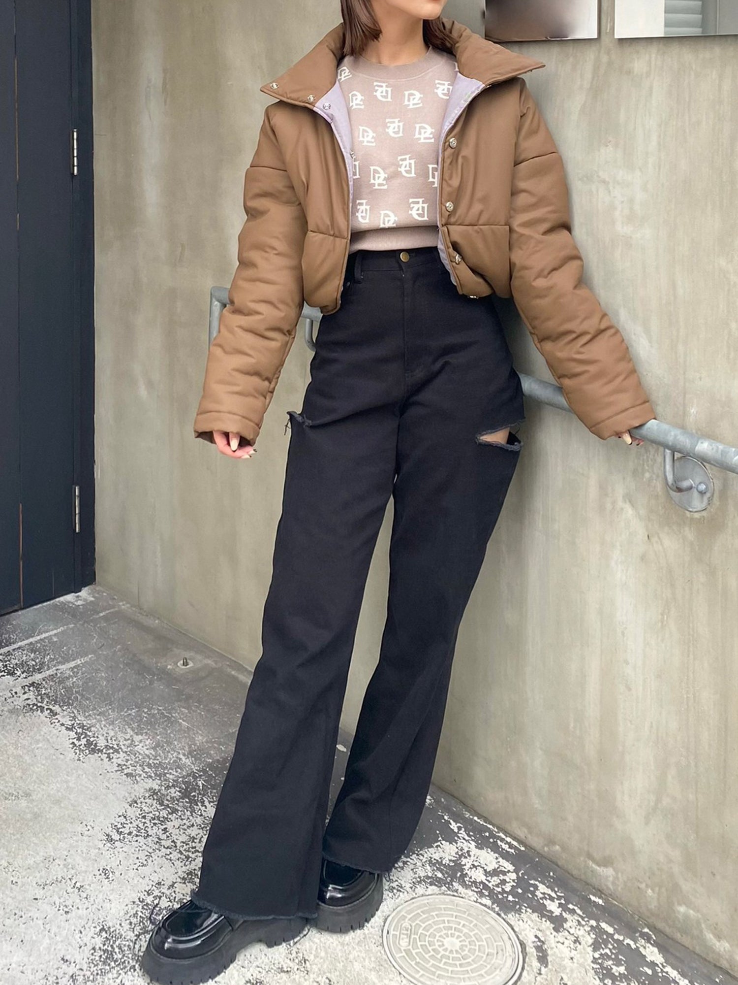 Inner pattern down jacket