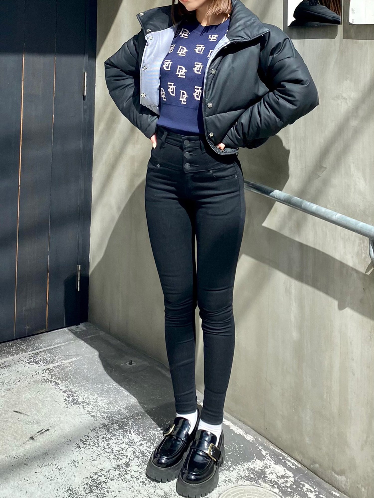 Inner pattern down jacket