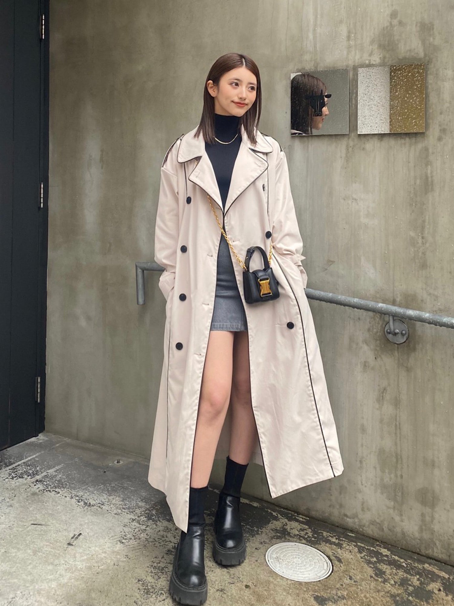 Leather piping trench coat