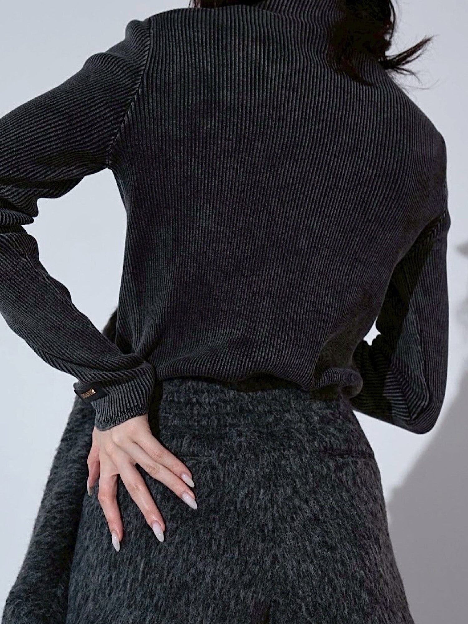 【予約】Stone wash compact knit(11月上旬〜中旬発送予定)