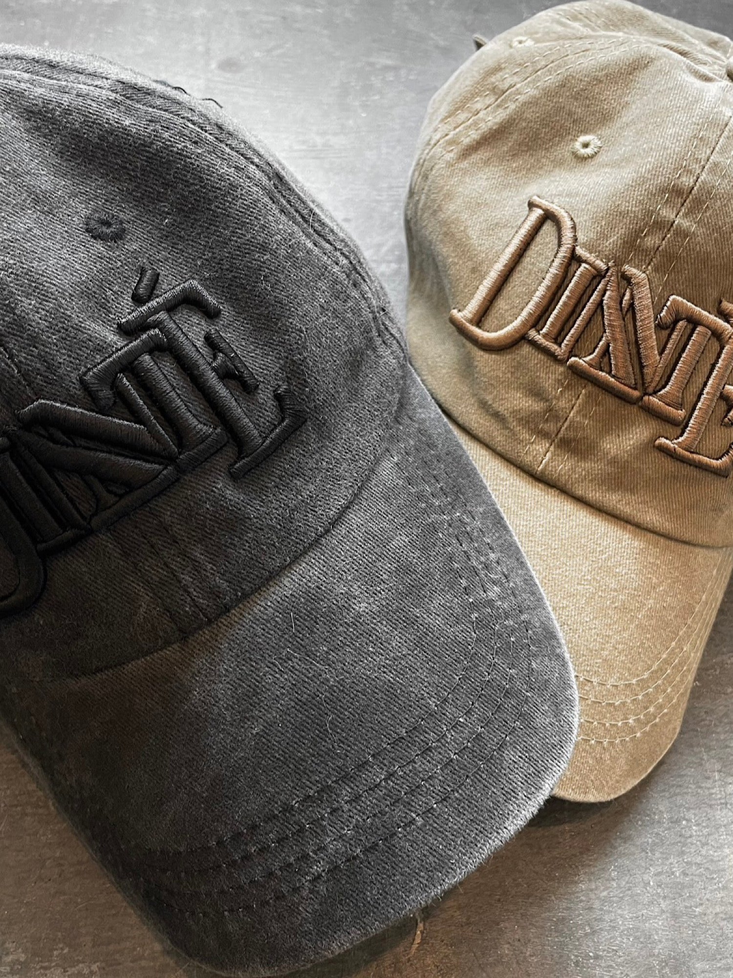 【予約】Embroidery logo vintage cap(4月上旬〜中旬発送予定)