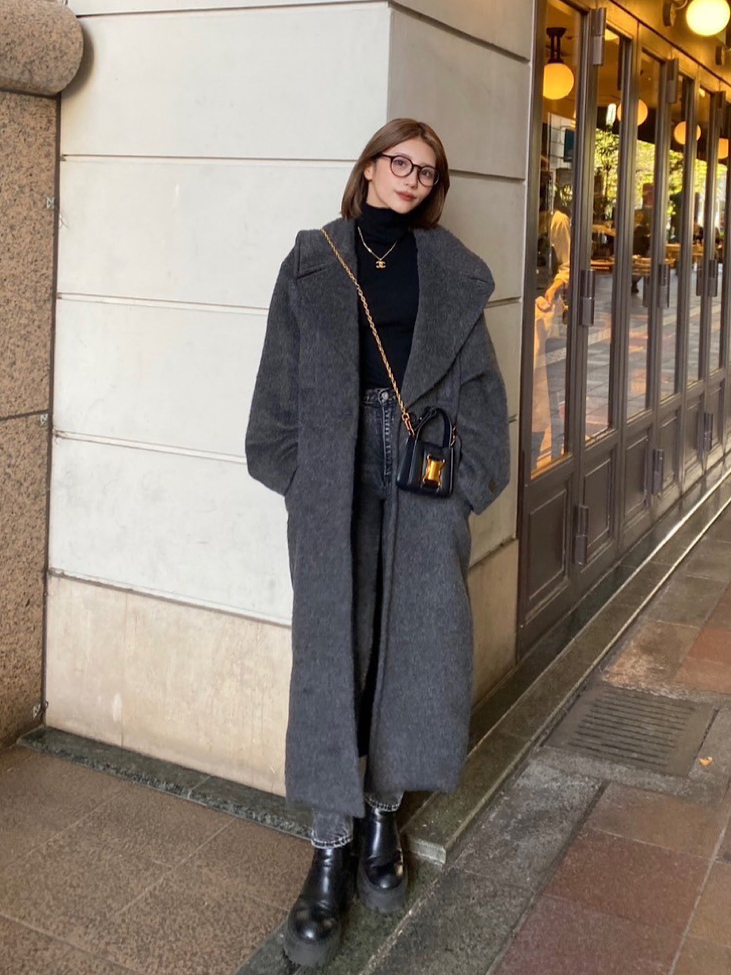 Design pocket wool maxi coat