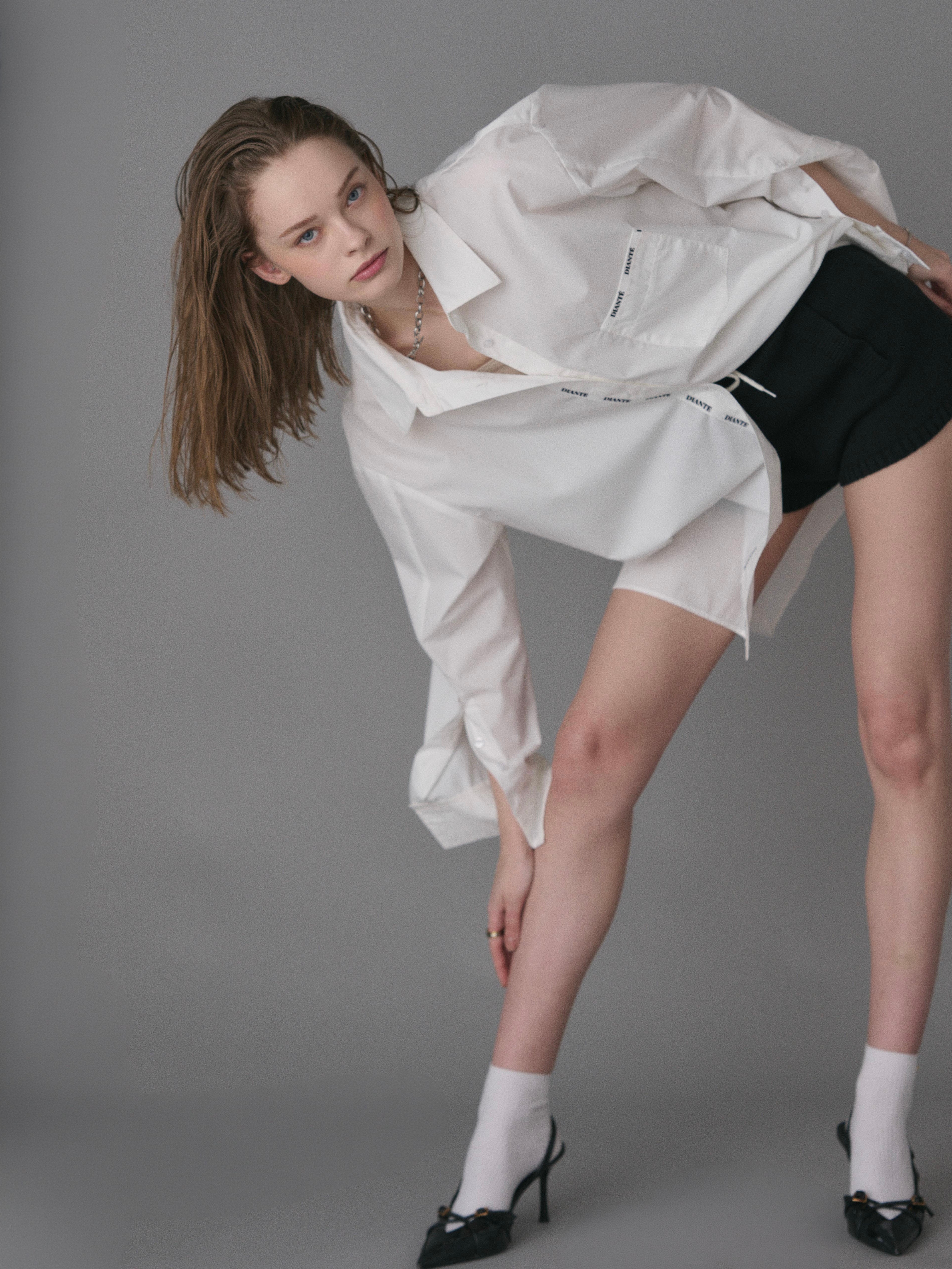 Logo tape loose shirts