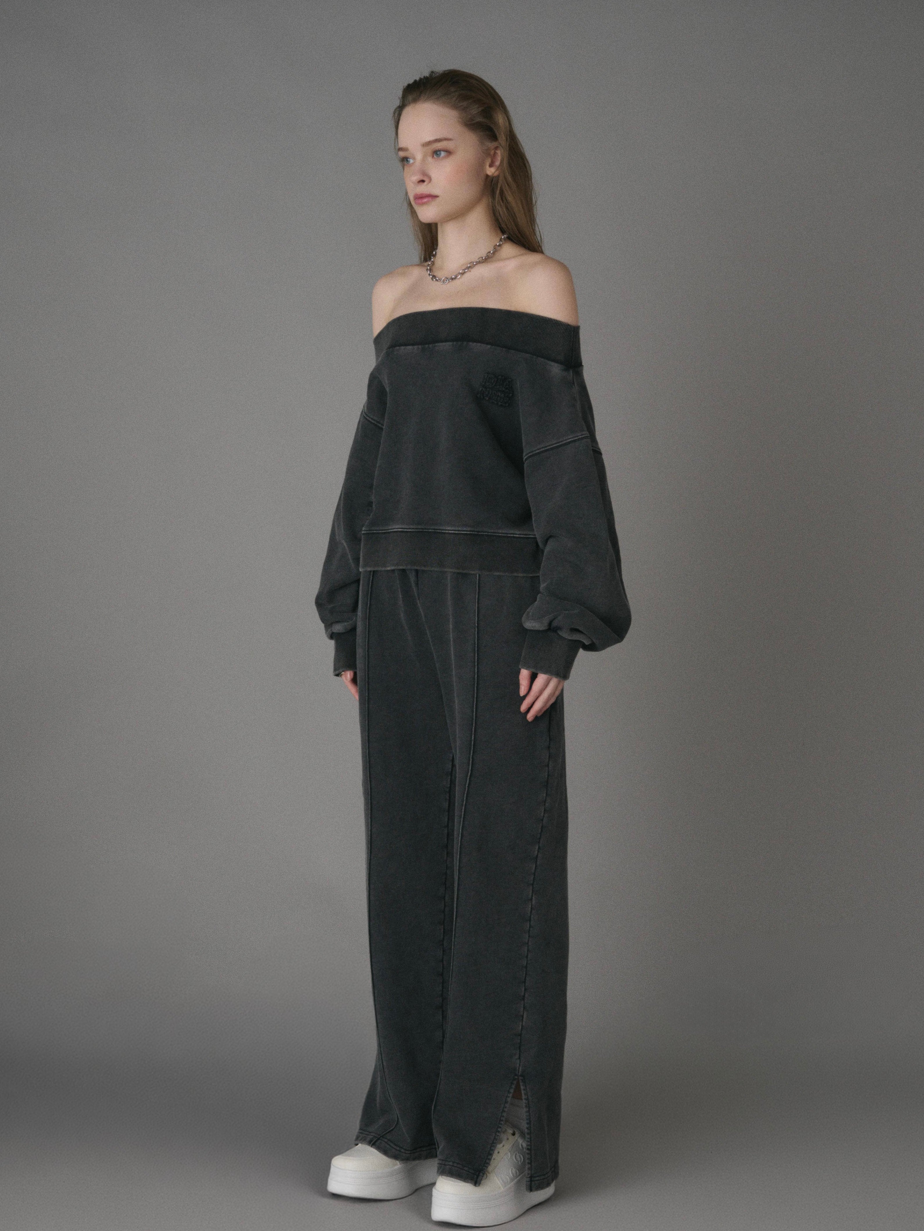 Overdye off-shoulder sweat tops