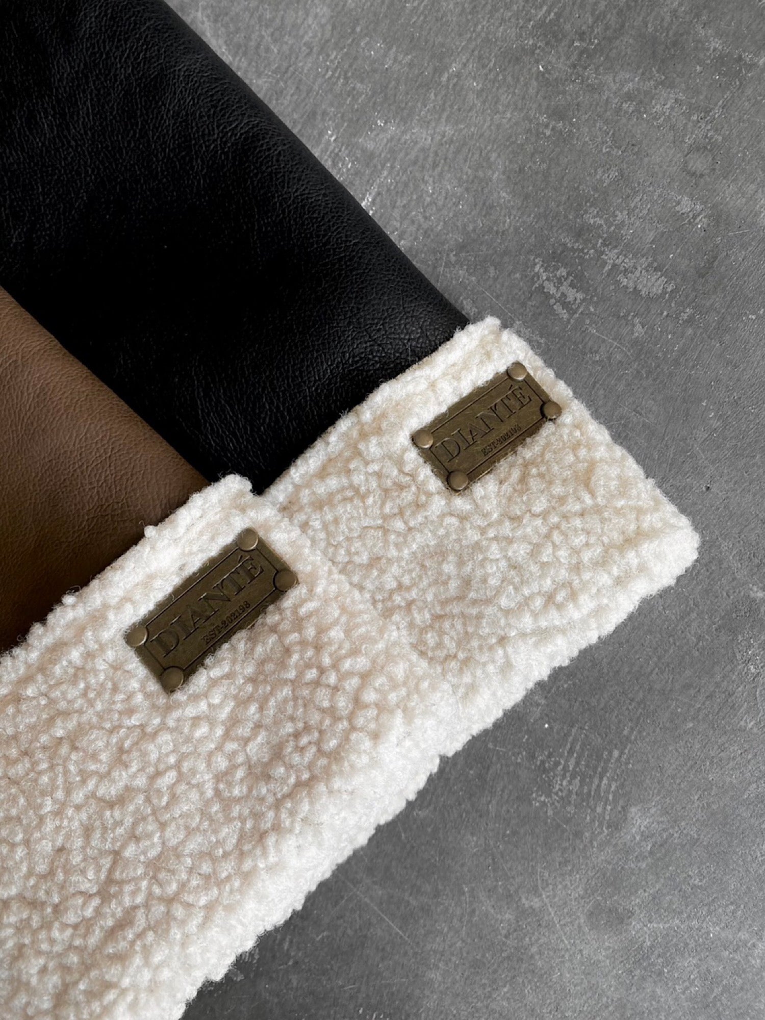Mouton cropped jacket