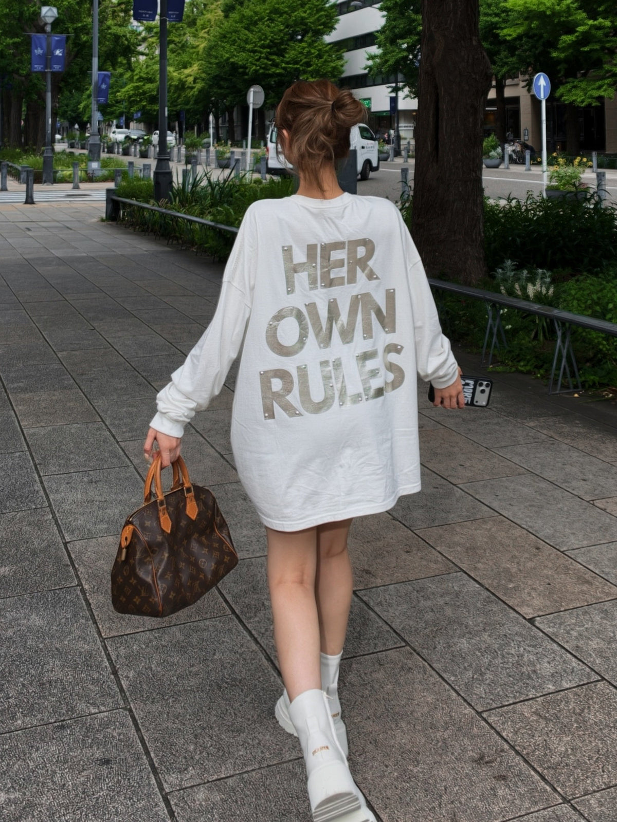 【予約】HER OWN RULES long sleeve Tee(9月下旬発送予定)