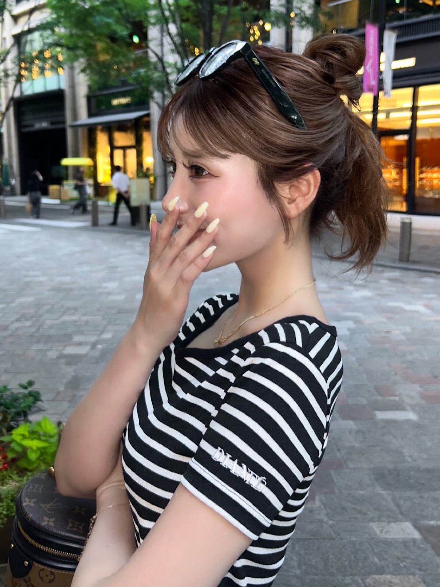 Asymmetry neck half sleeve tops