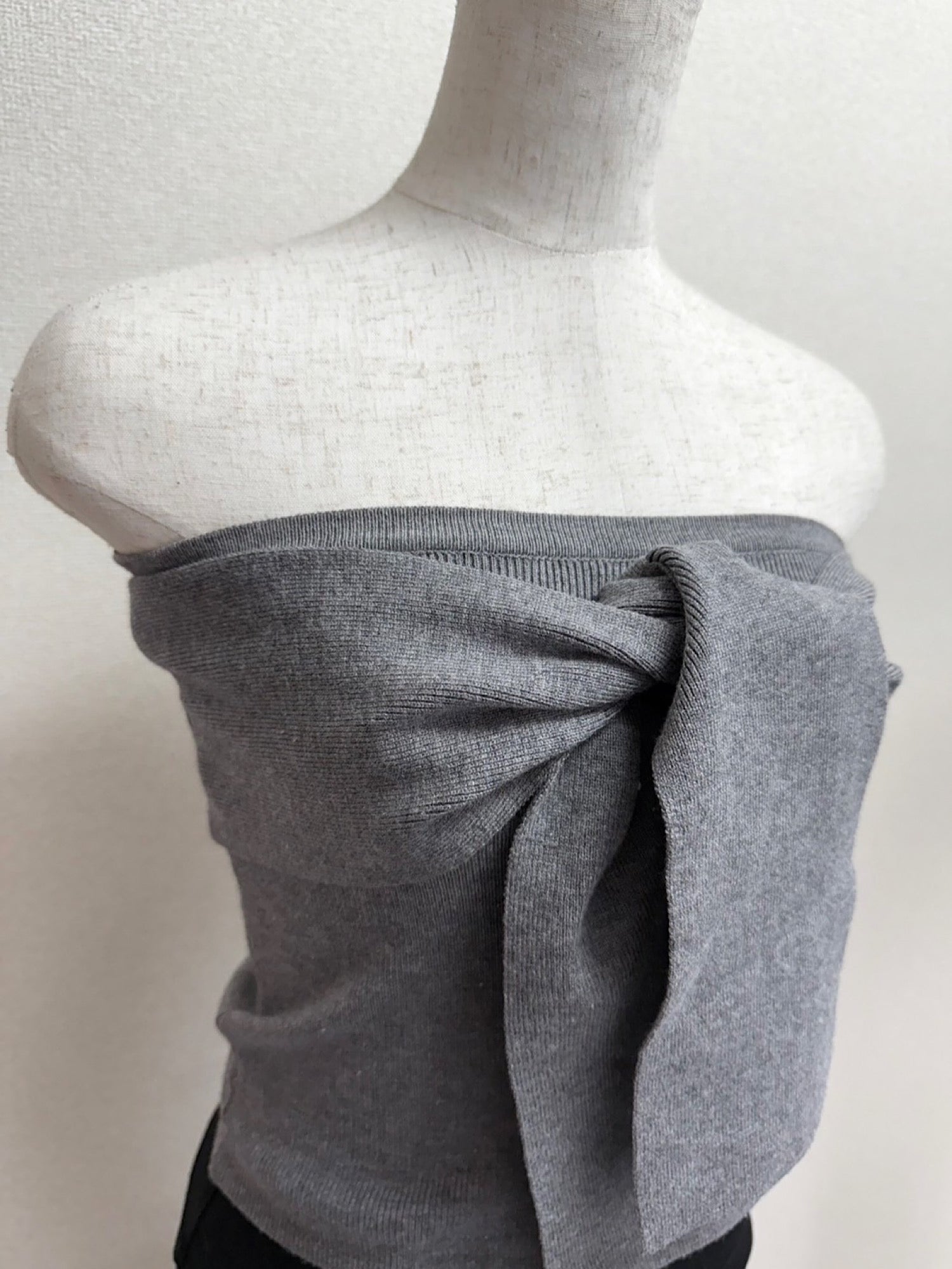 Tie front baretop