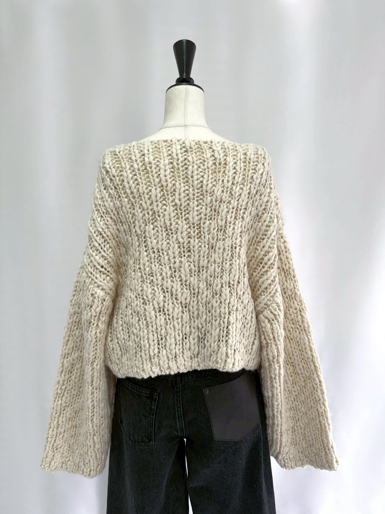 Wool blend cropped knit tops