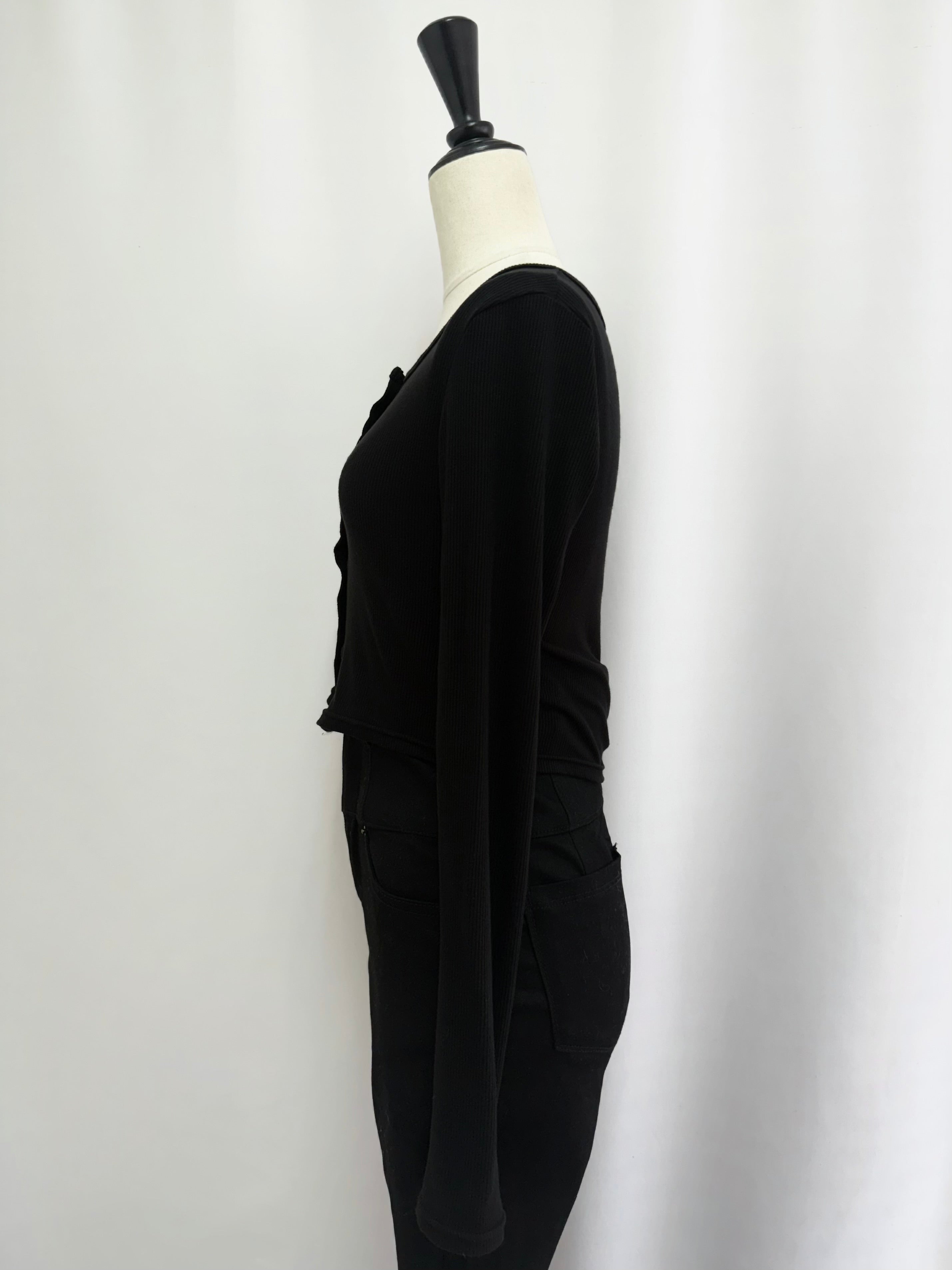 Compact light cardigan