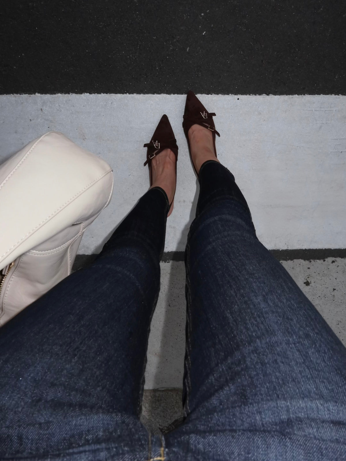 Double strap pumps