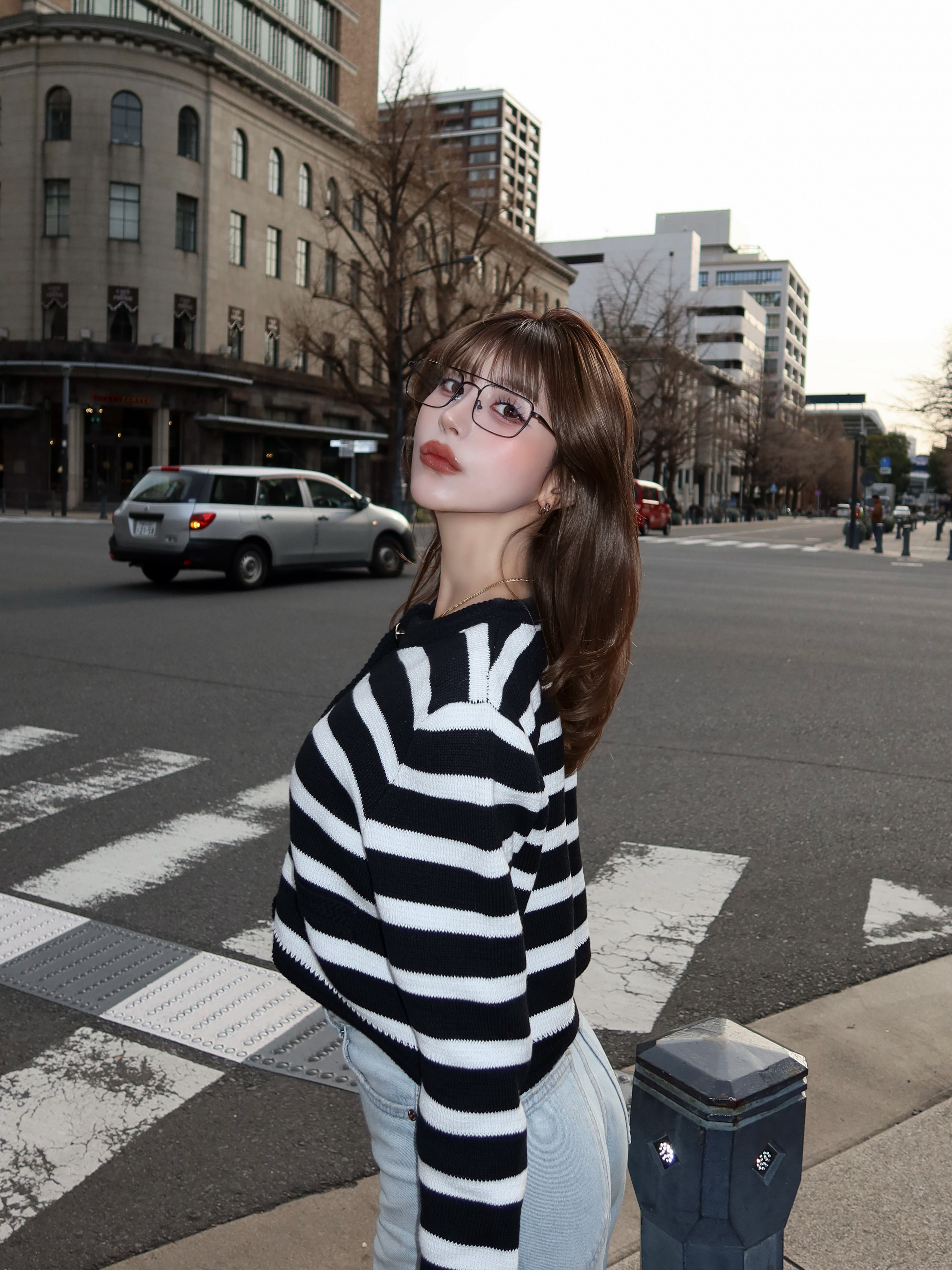 Gold button bulky knit cardigan