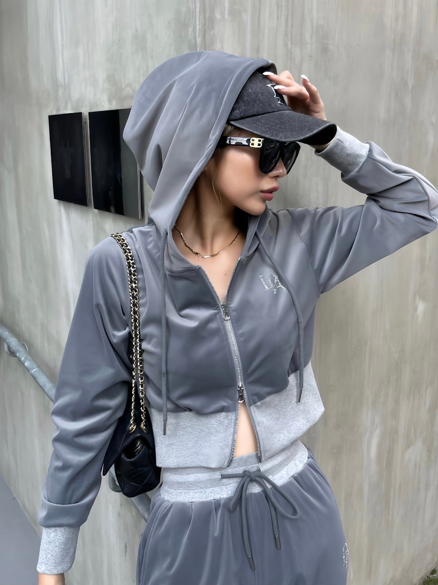 Velour cropped zip-up hoodie