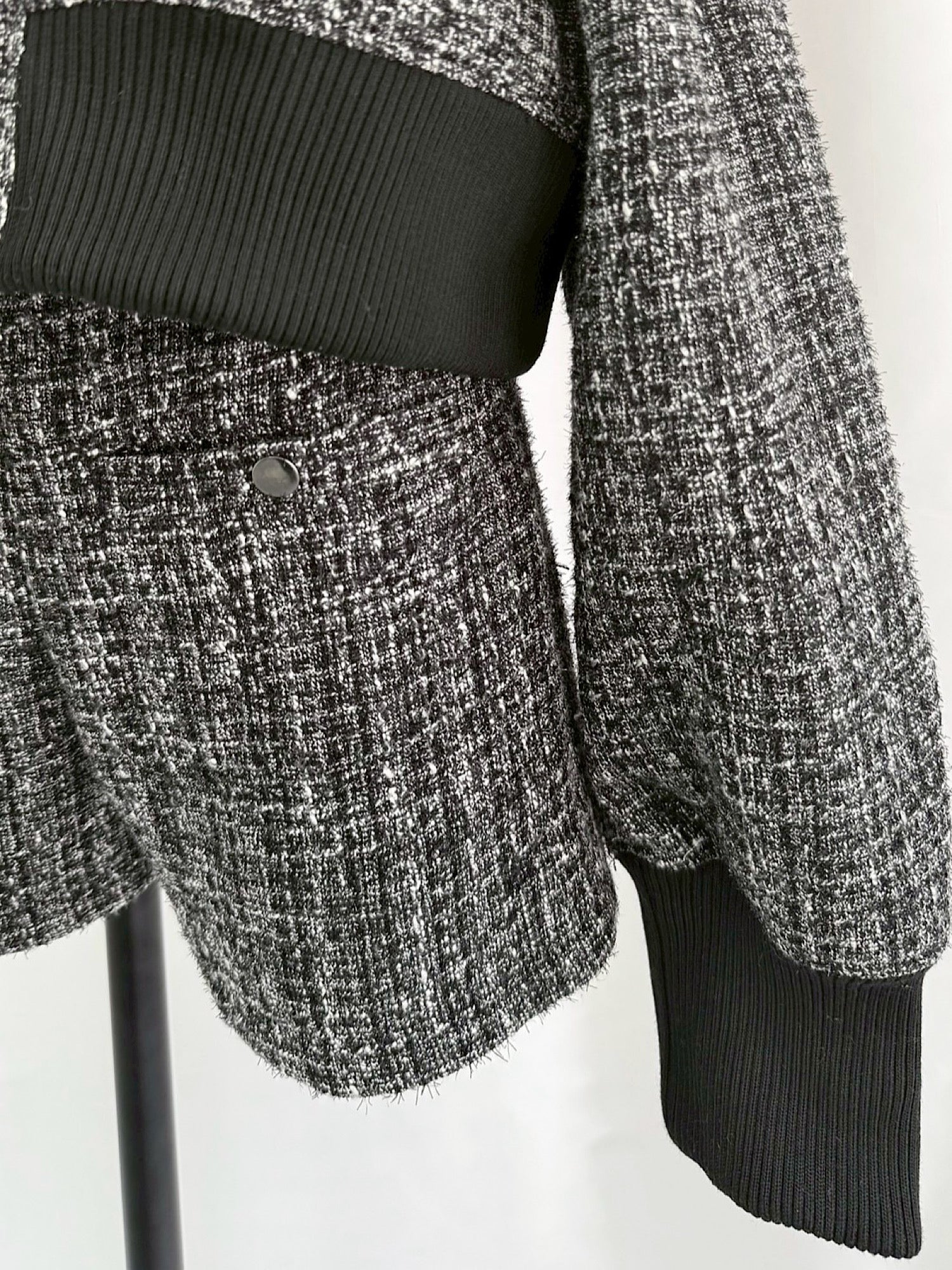 Classic tweed blouson