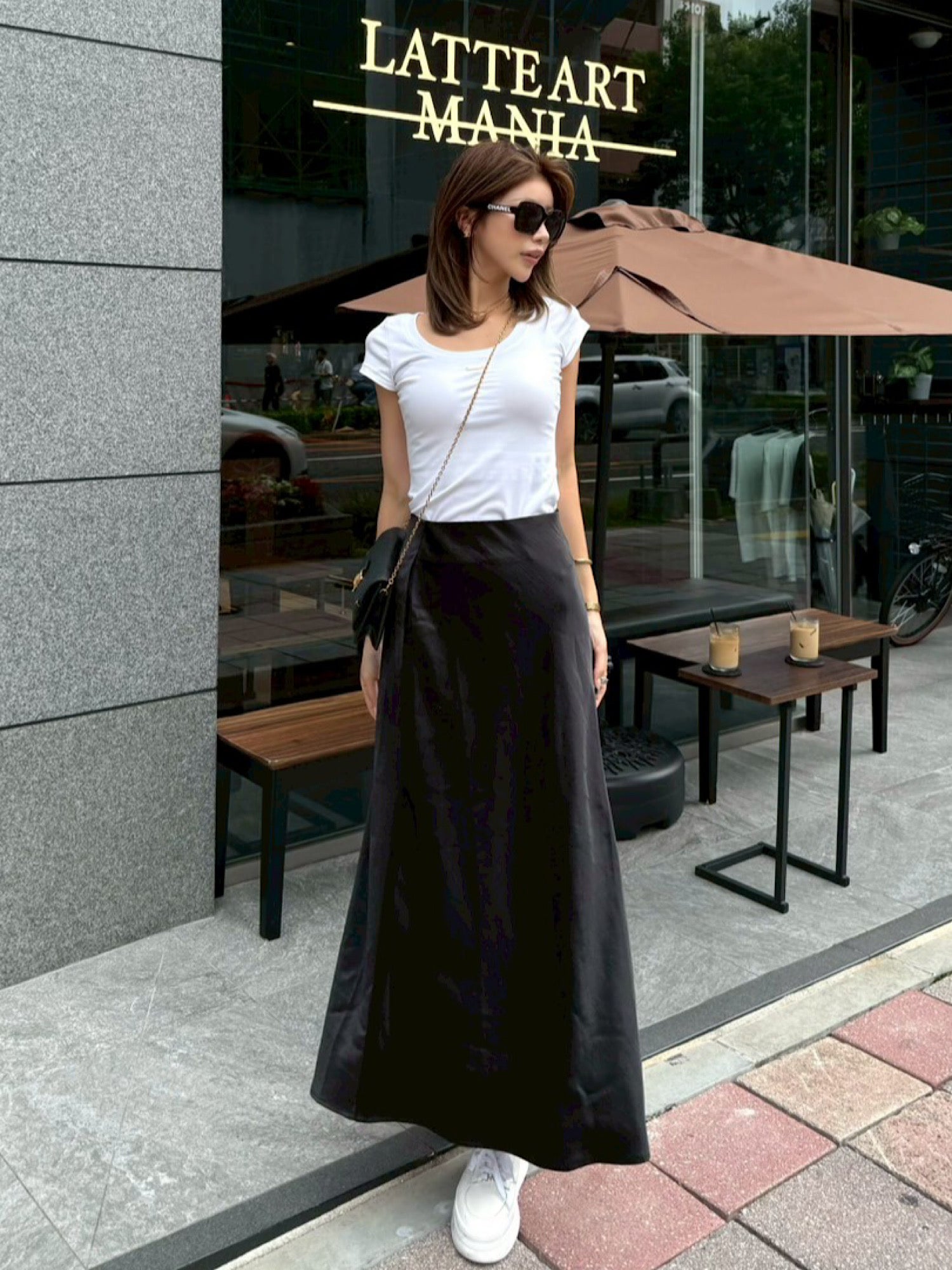 Accent logo cropped Tee
