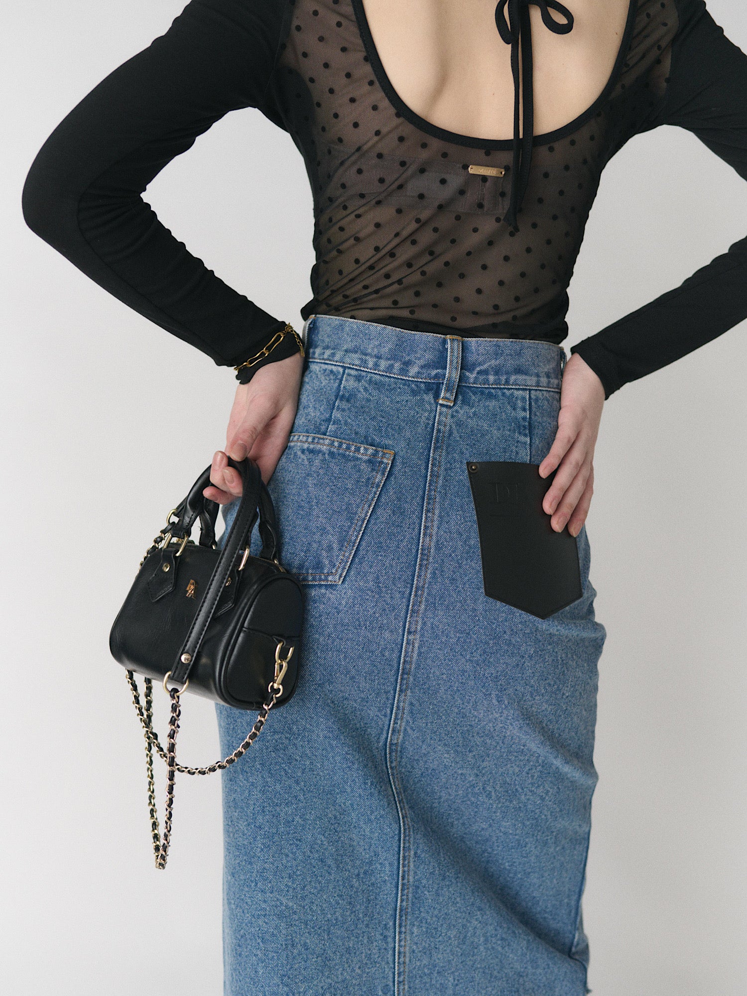 DIANTE デニム ロングスカート 2 スリット ウォッシュ加工 ブルー Front slit damage long skirt | DIANTÉ (ディアンテ)公式通販サイト