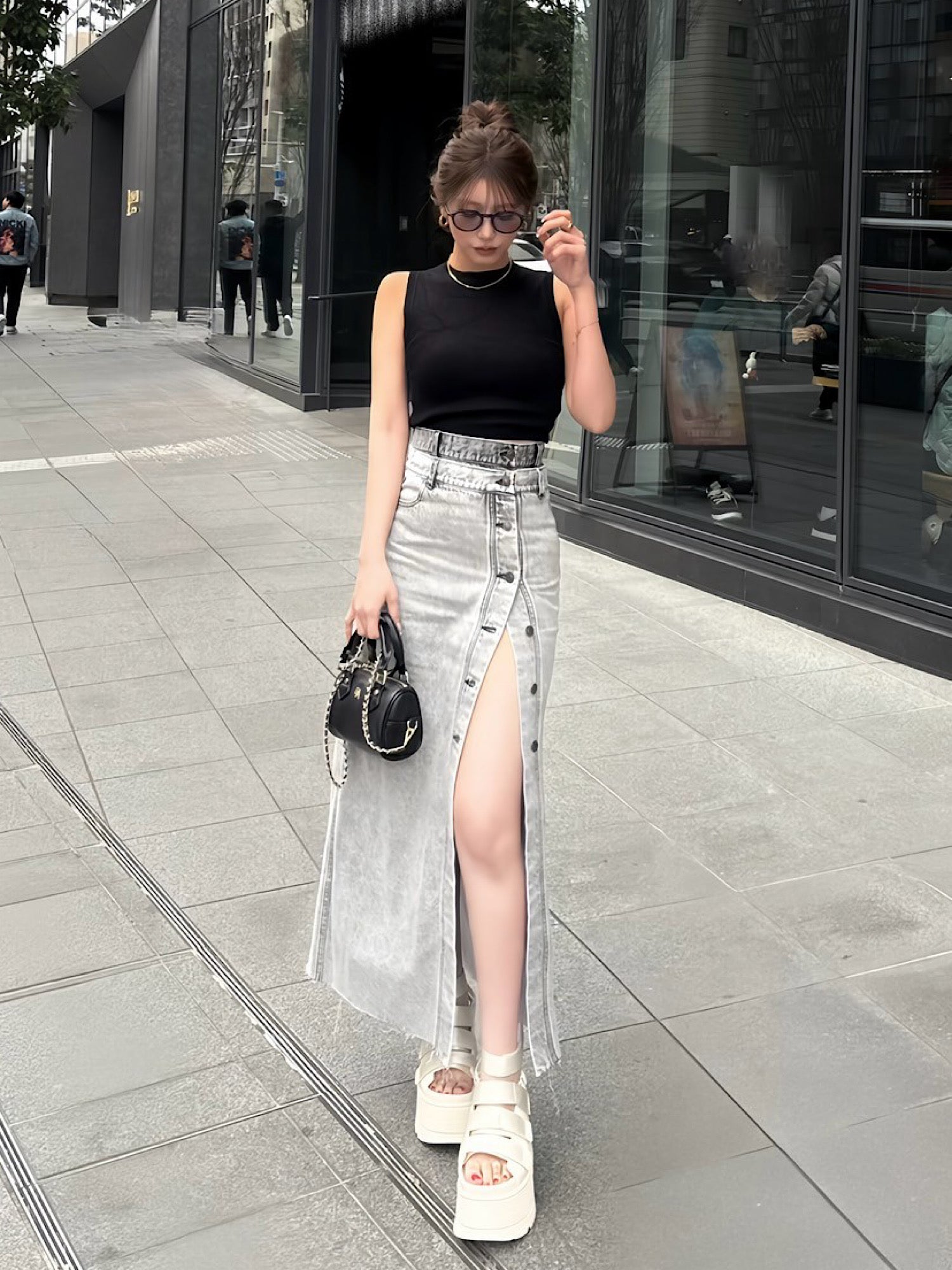 Layered slit denim skirt