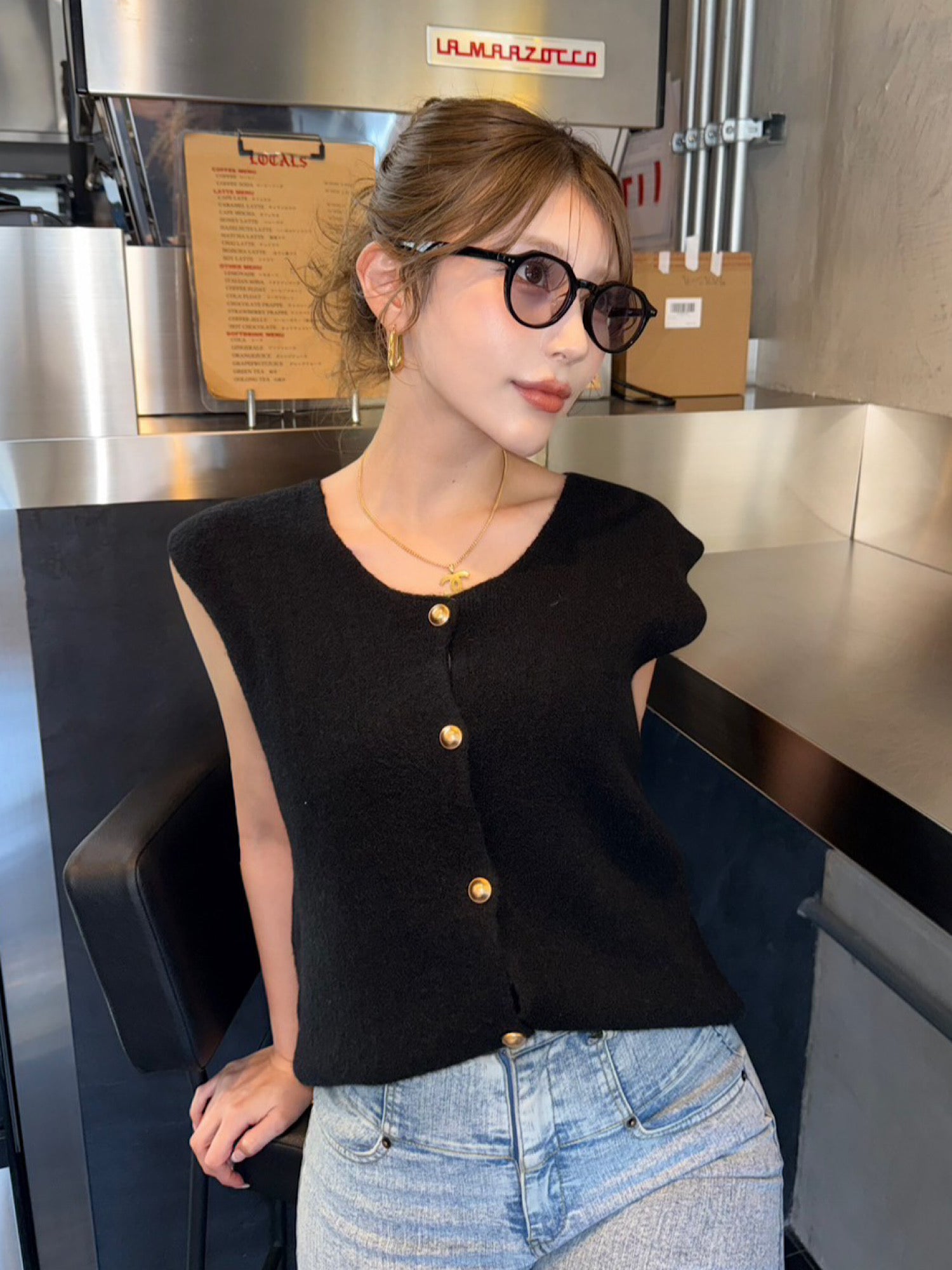 Front button knit vest