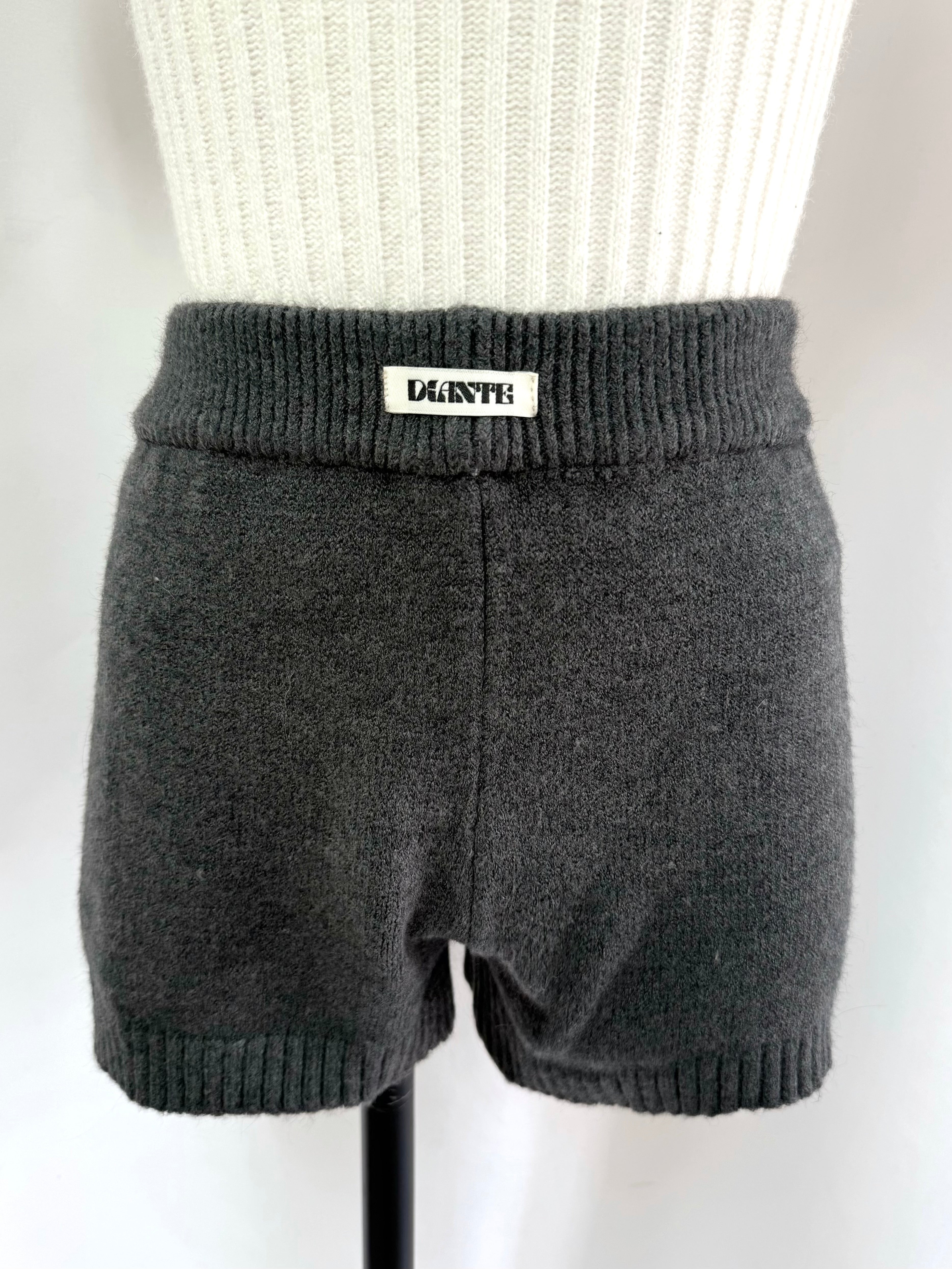 Cotton knit shorts