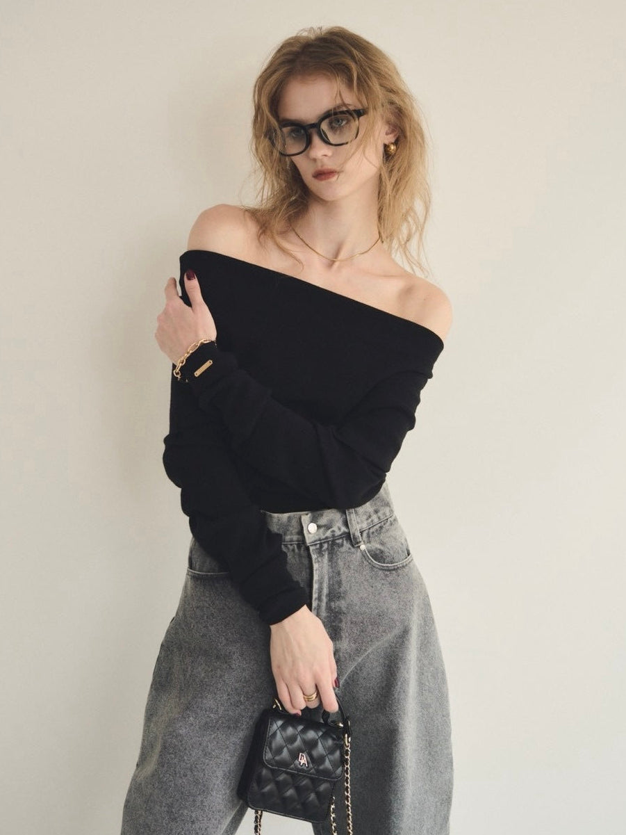 Loose flap off shoulder knit