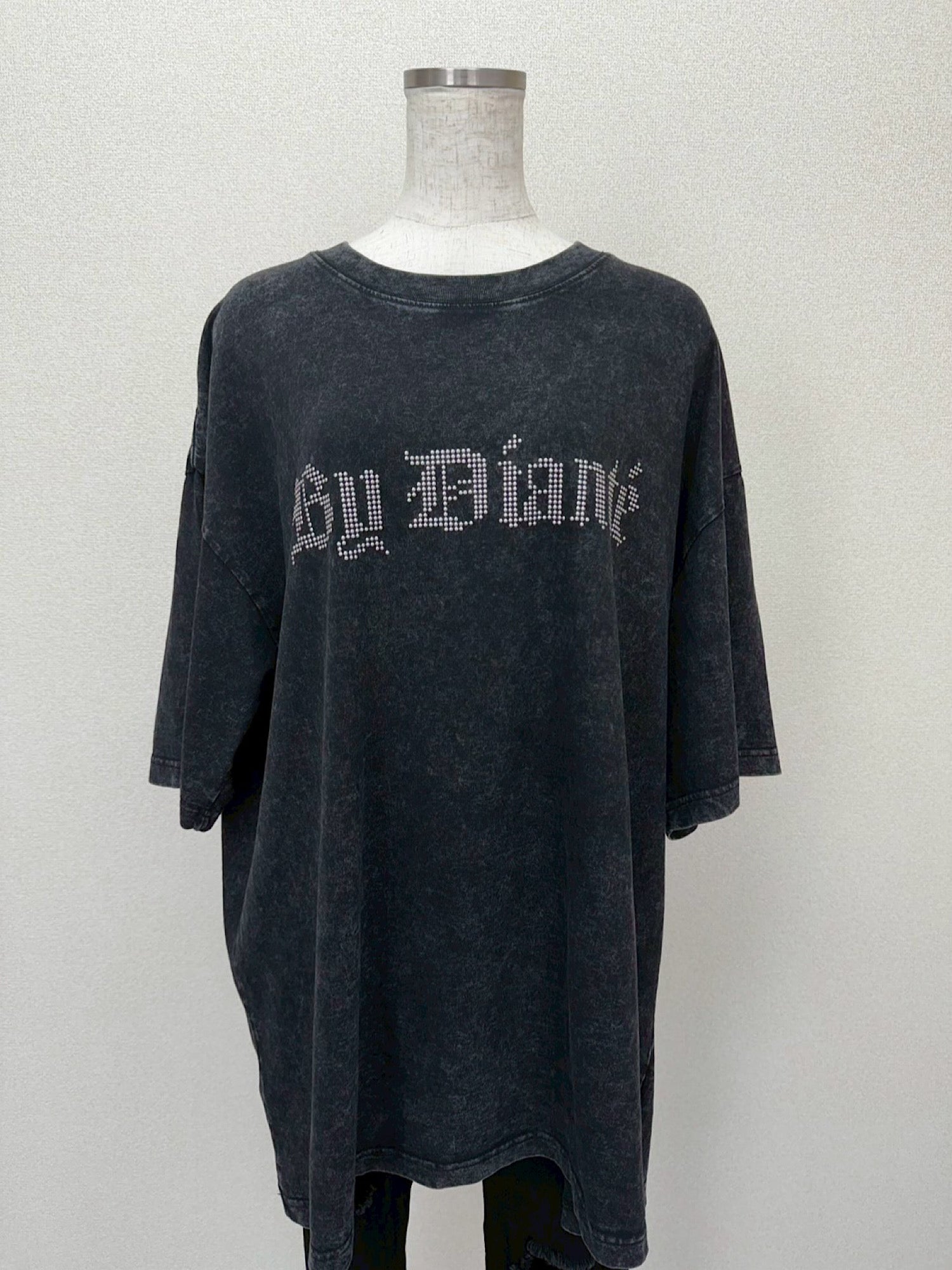 Studs vintage Tee