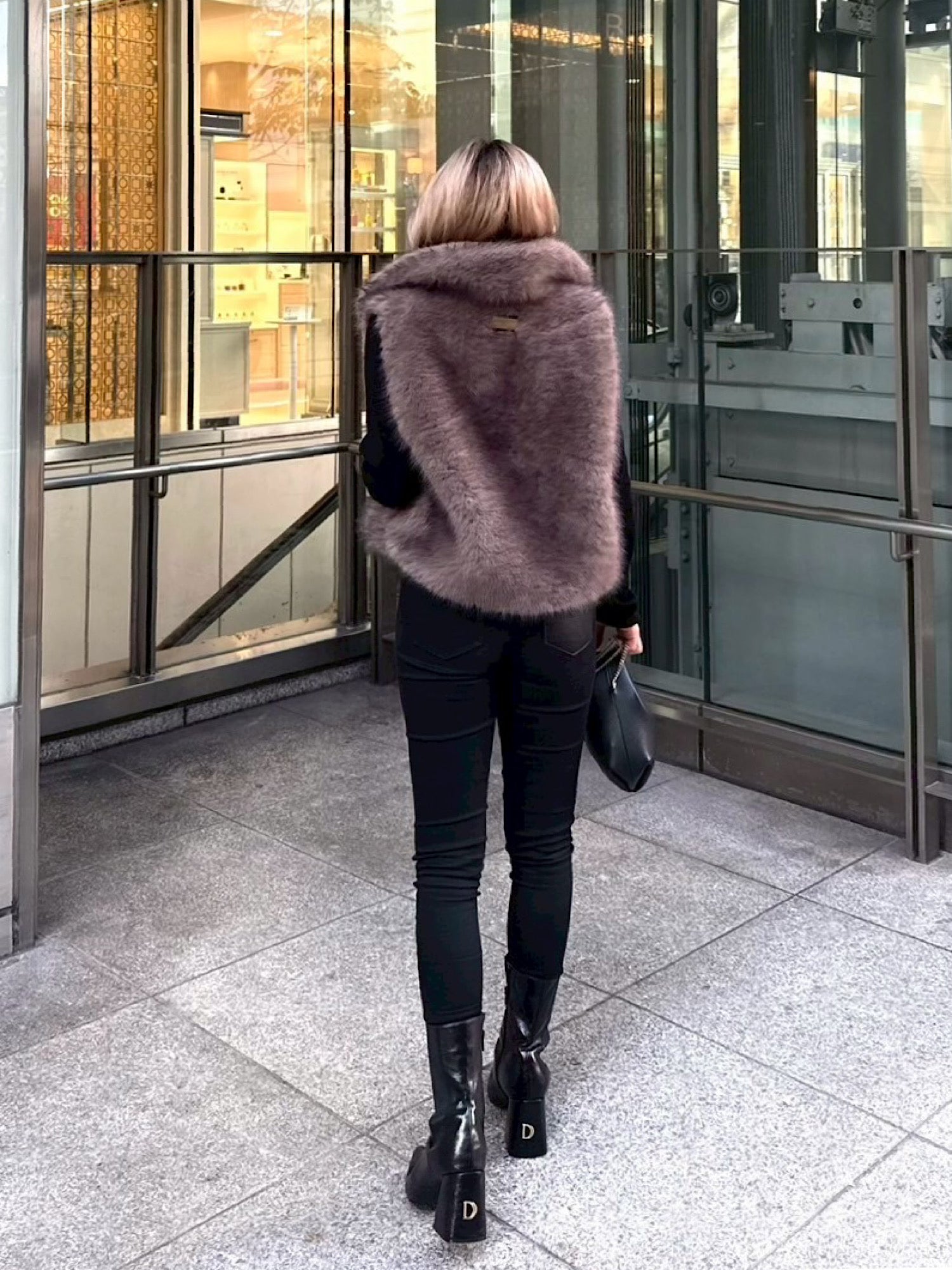 Front pleate side gore boots