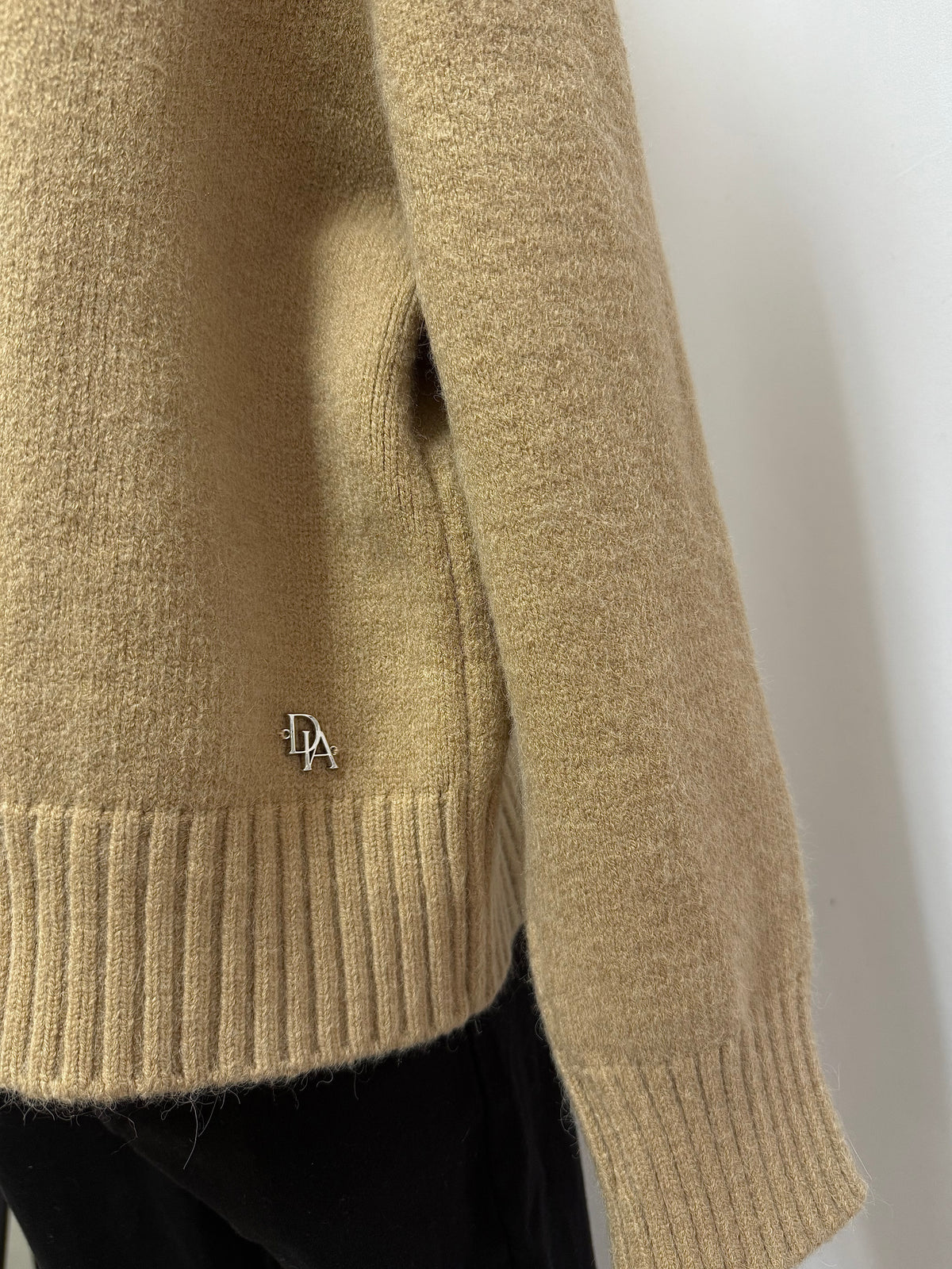 【予約】Volume fur ZIPUP knit hoodie(11月上旬発送予定)