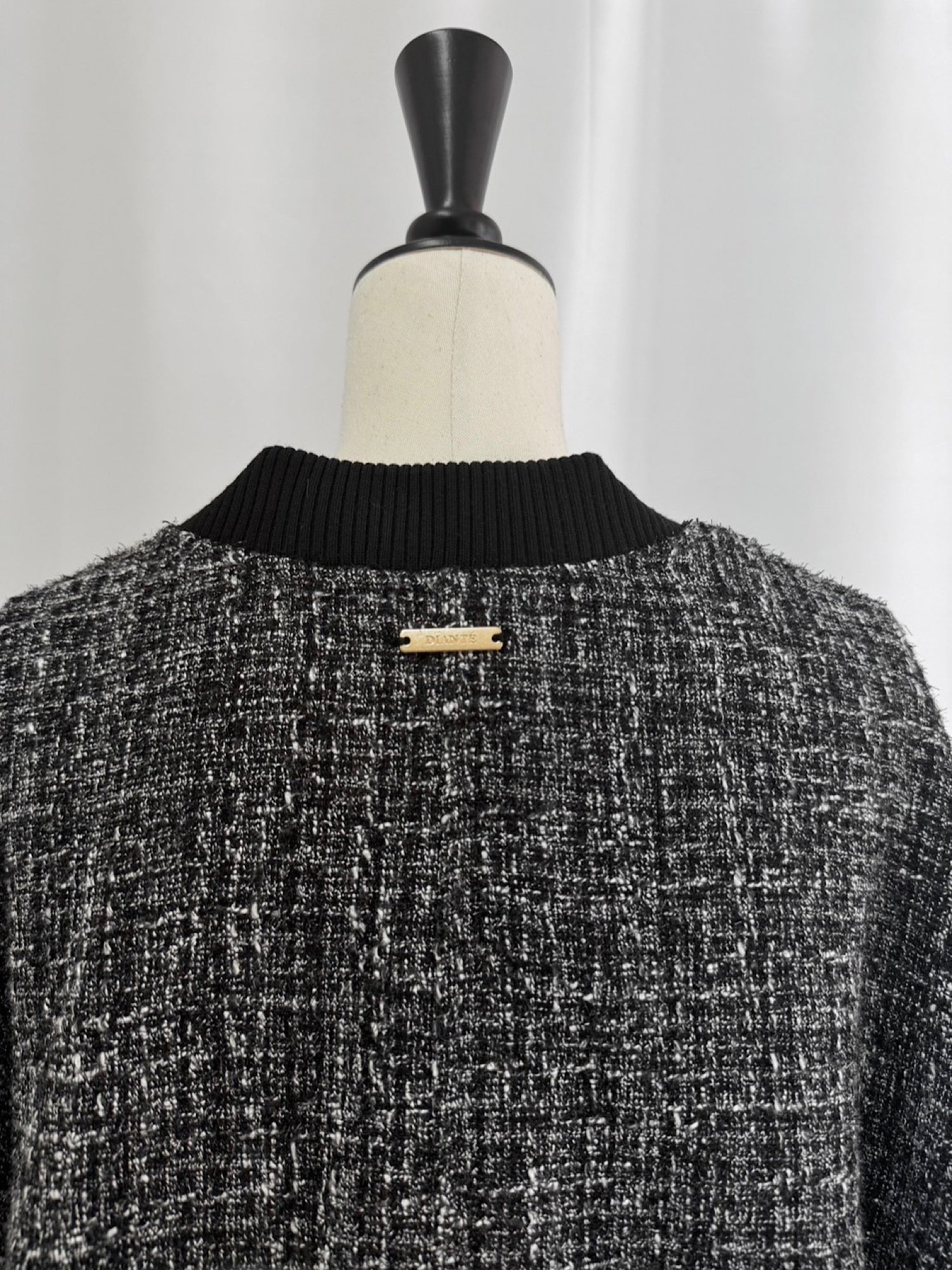 Classic tweed blouson