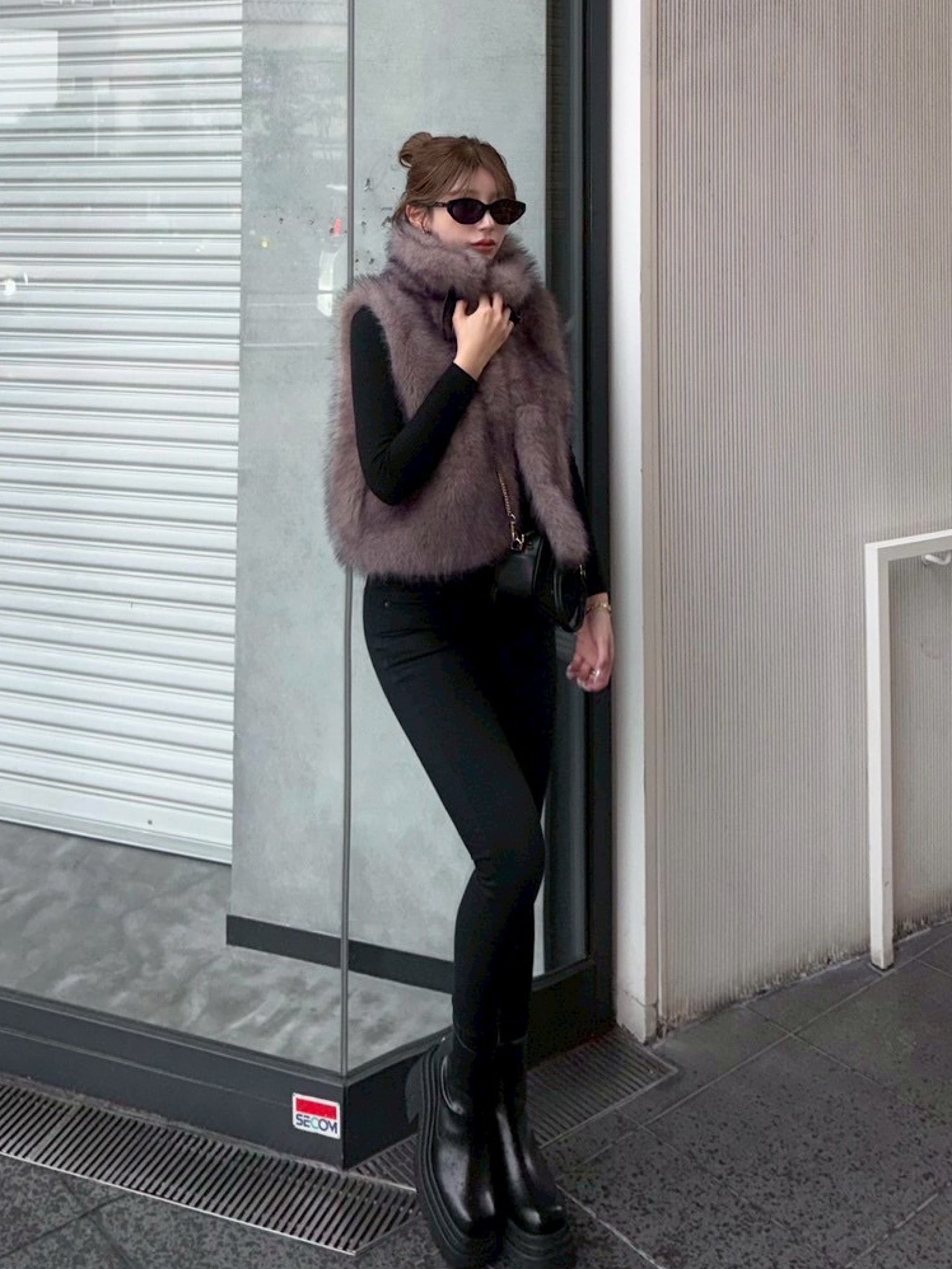 【予約】Premium eco fur belted vest(11月上旬〜中旬発送予定)