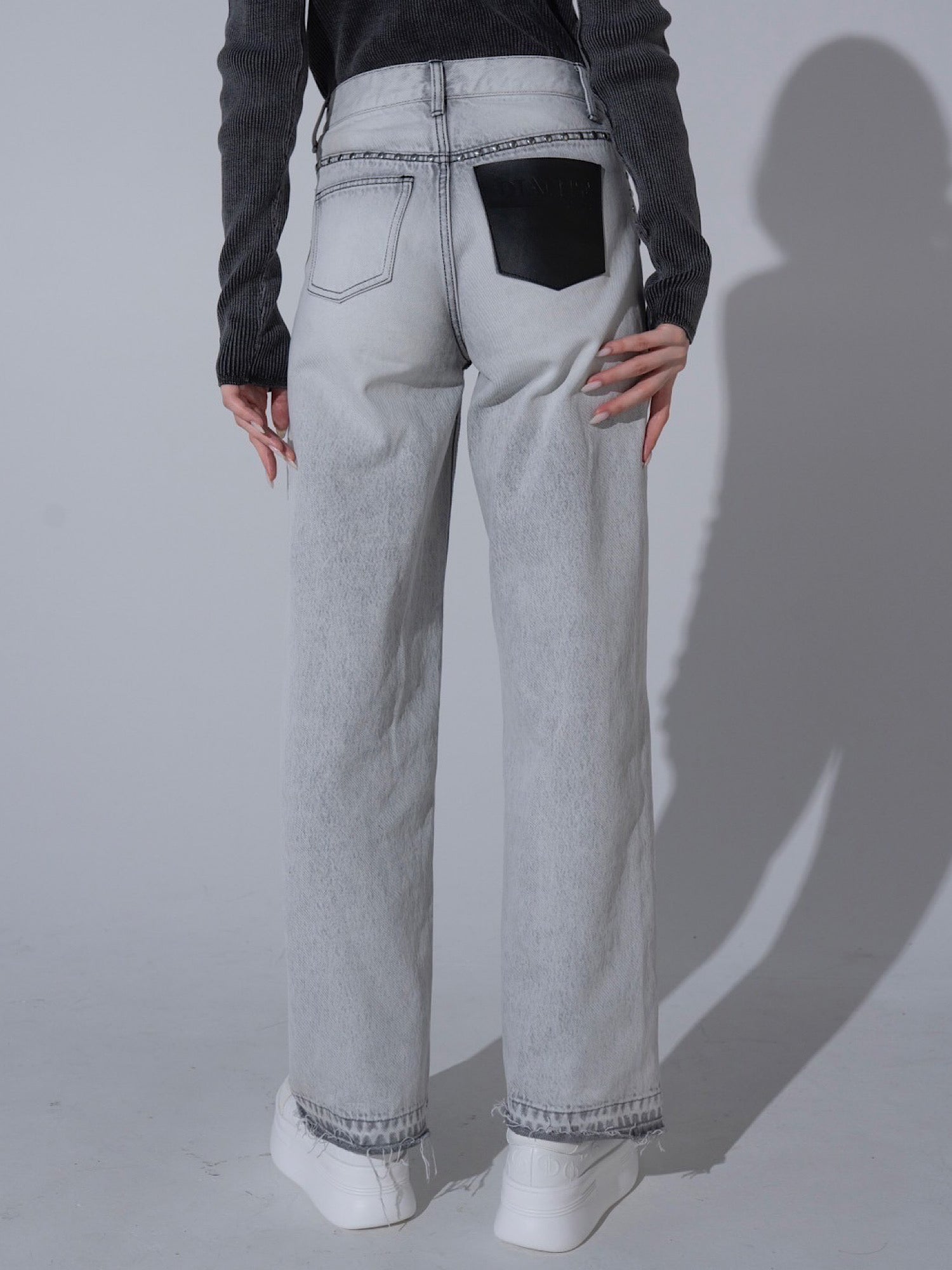 【予約】Rivet design loose denim(10月下旬〜11月上旬発送予定)