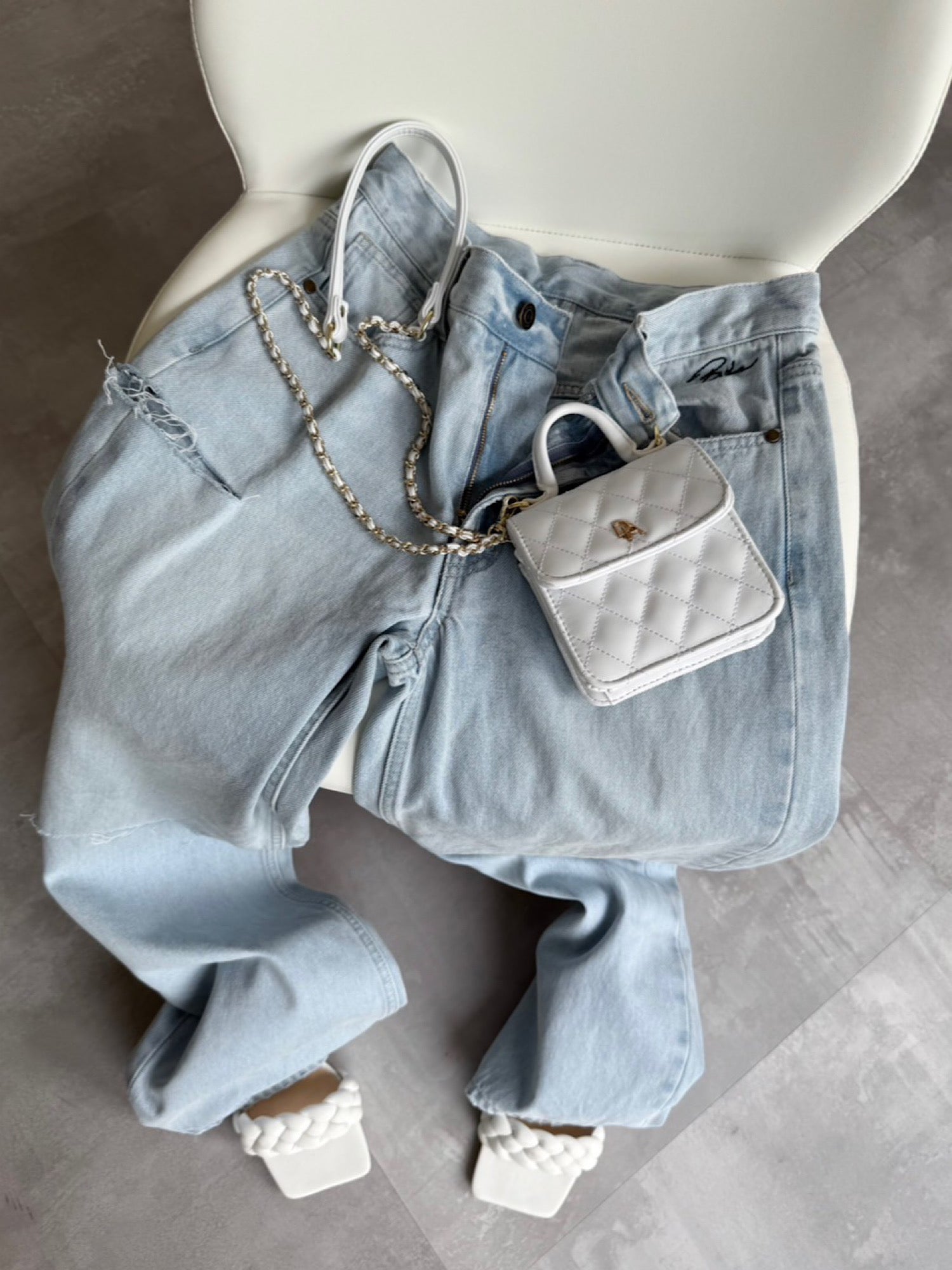 Embroidery damage denim