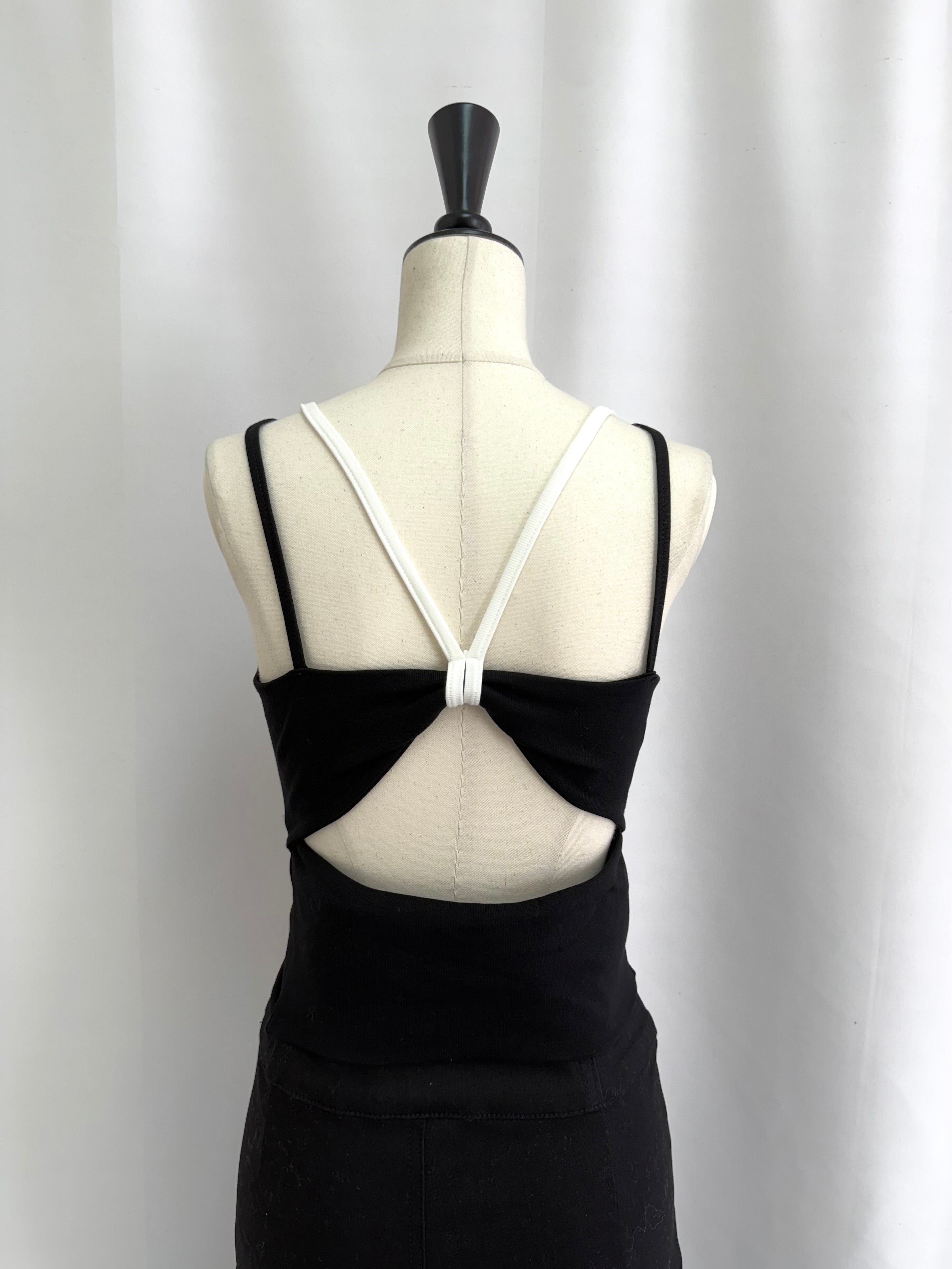 【予約】Layered back open camisole with inner bra(5月上旬発送予定)