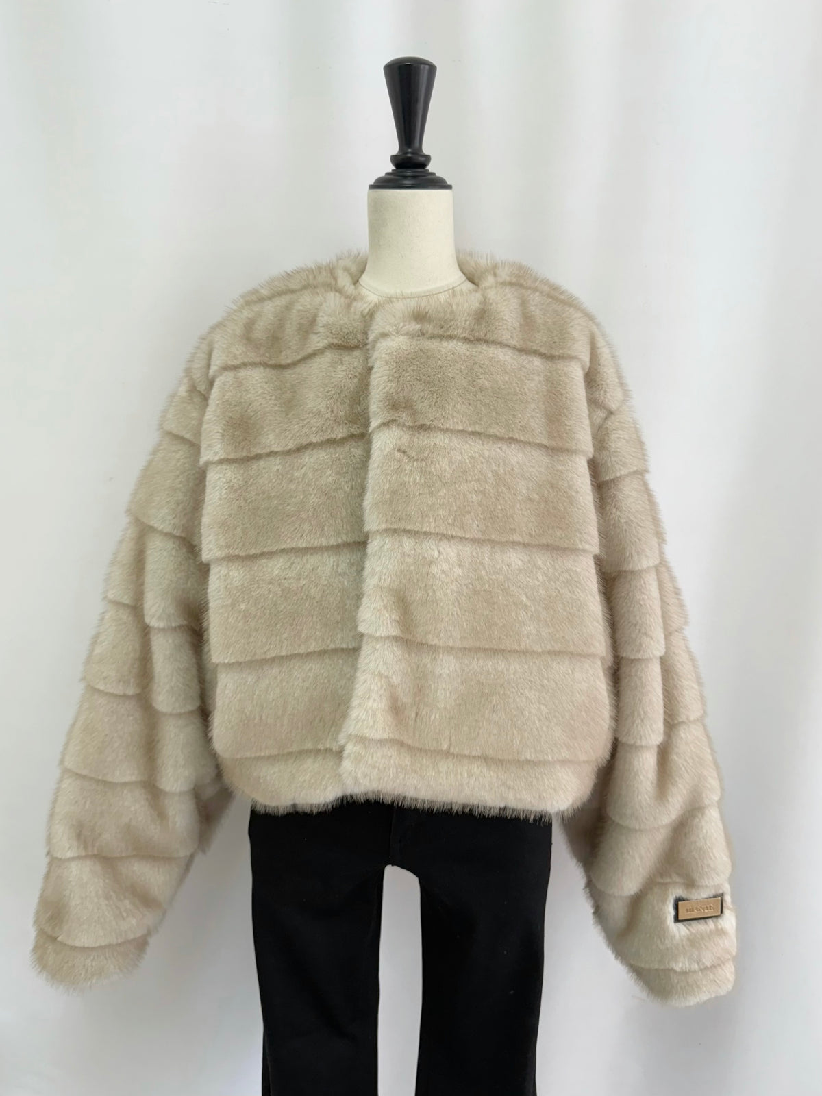 【予約】Premium eco fur switching coat(10月上旬〜11月中旬発送予定)