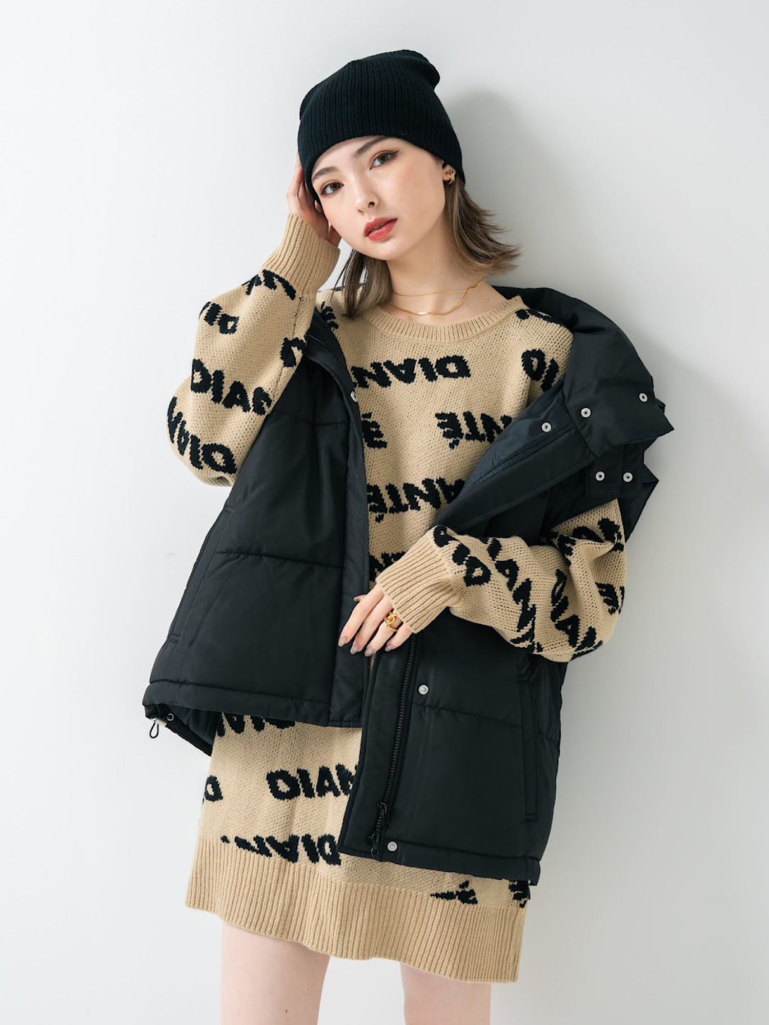 Hoodie down vest jacket