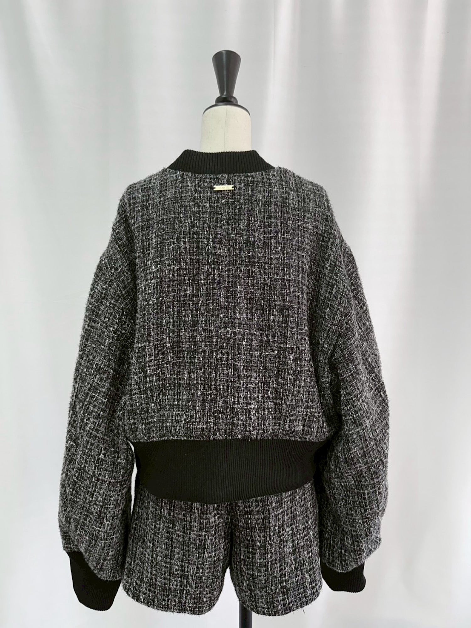 Classic tweed blouson