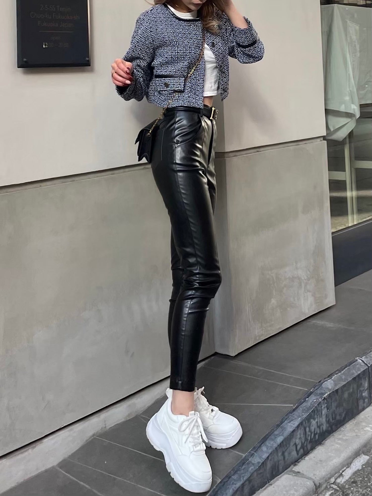 Synthetic leather skinny pants