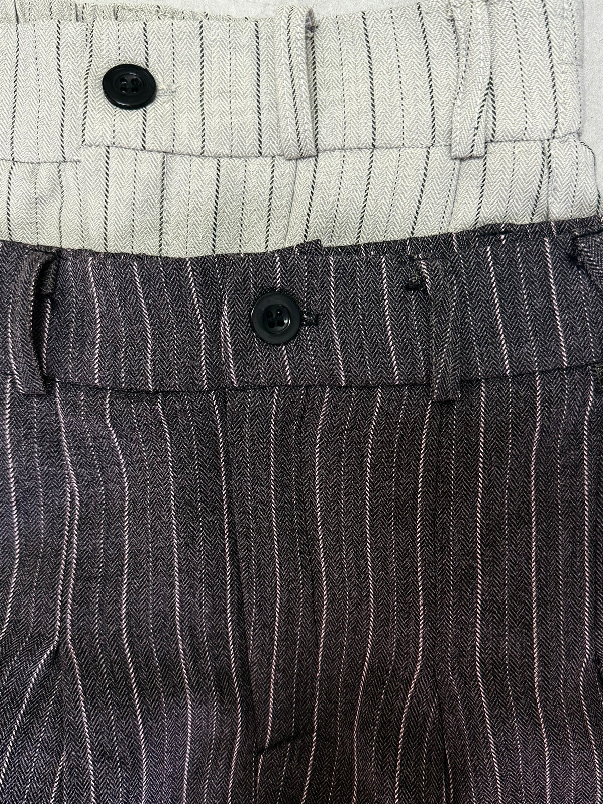 Two tuck stripe loose pants