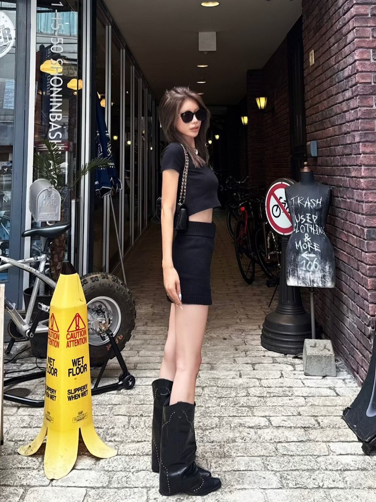 Asymmetry neck half sleeve tops