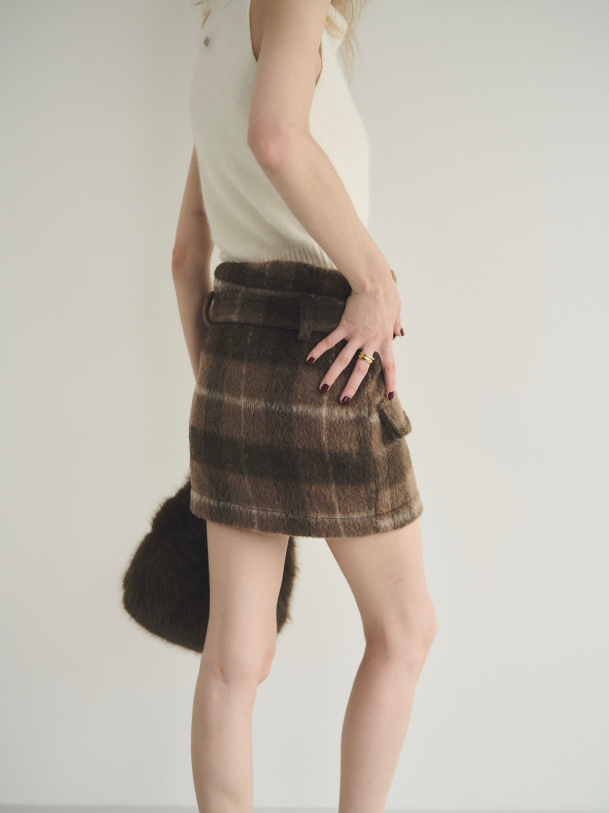 Shaggy check belted skirt with inner shorts(SETUP着用可)