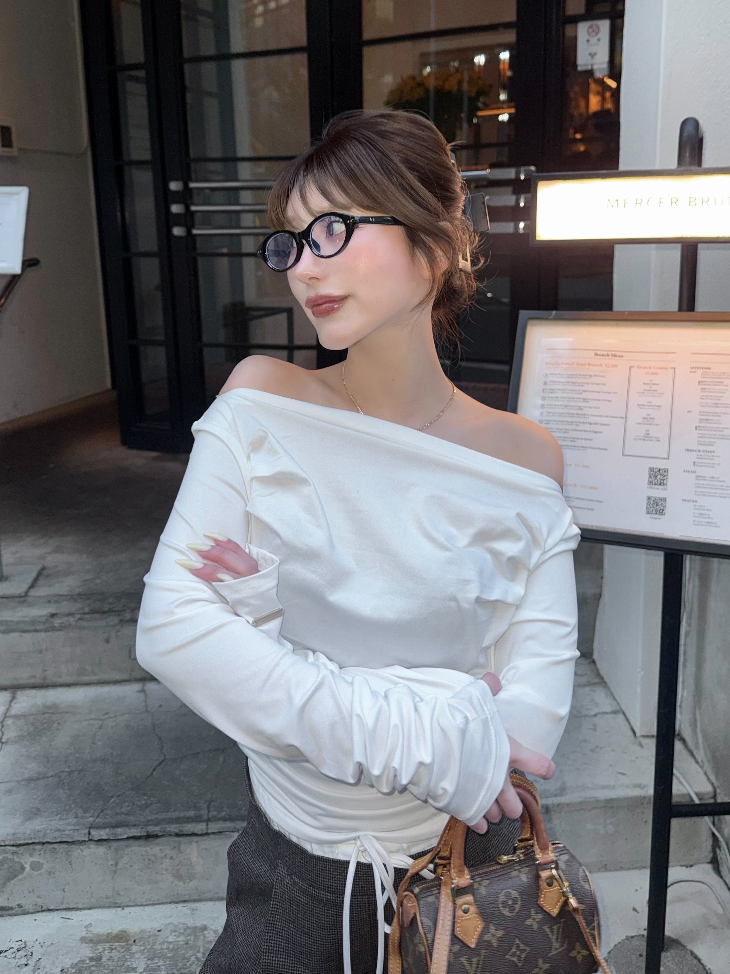 【予約】Irregular gather fit tops(WHT 4月上旬〜中旬発送予定)