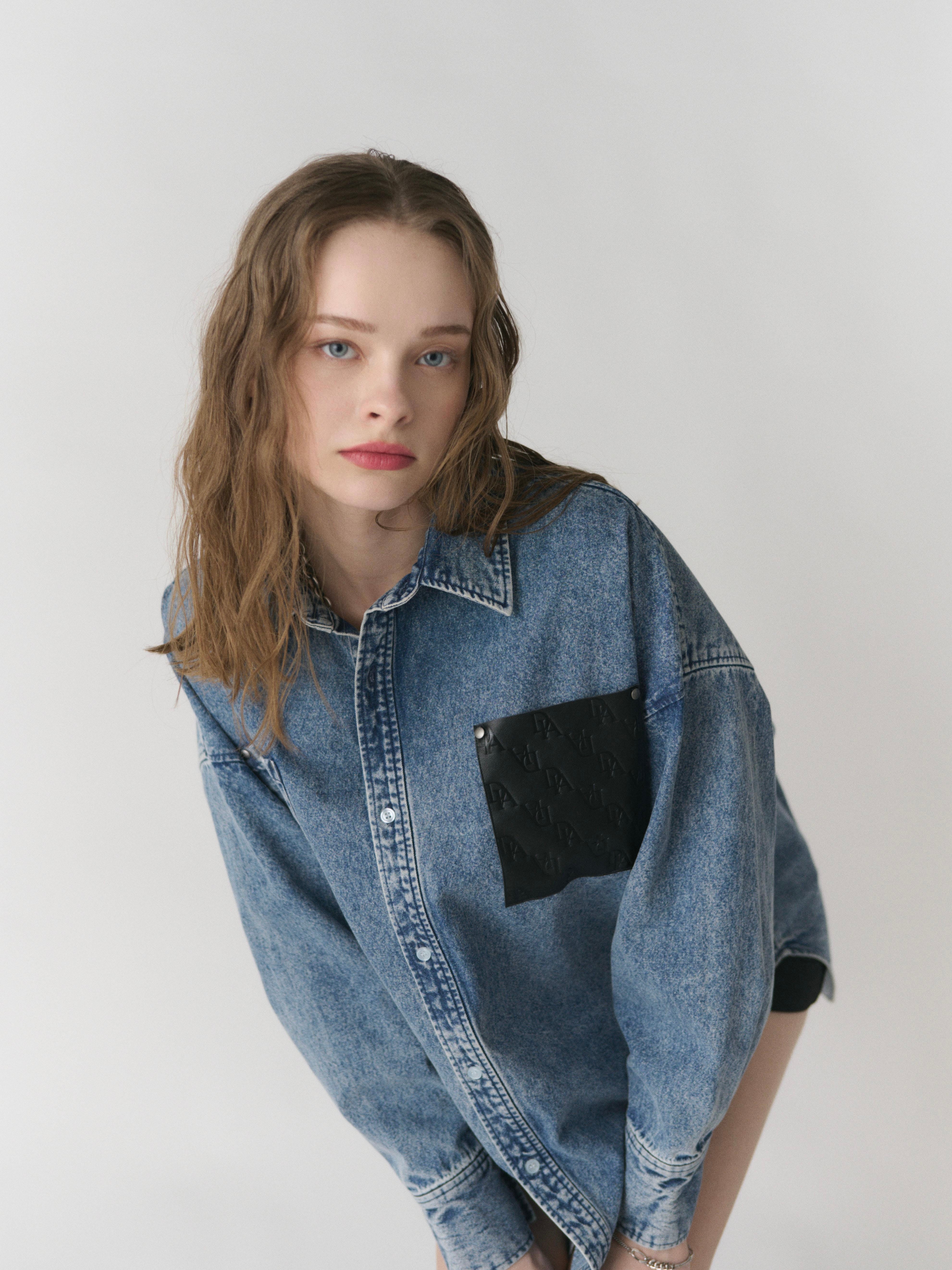 【予約】Leather pocket denim loose shirts(3月上旬〜中旬発送予定)