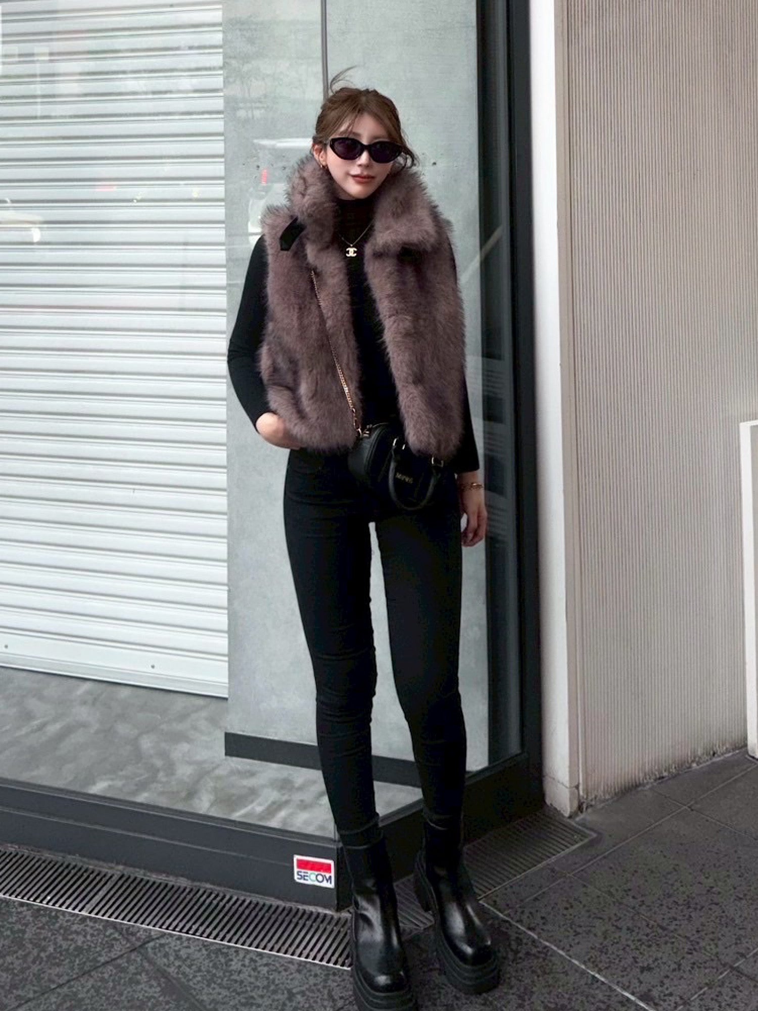 DIANTE Premium eco fur vest 専用 DIANTE ファーベスト 本日発送可能です！ Premium eco fur belted vest