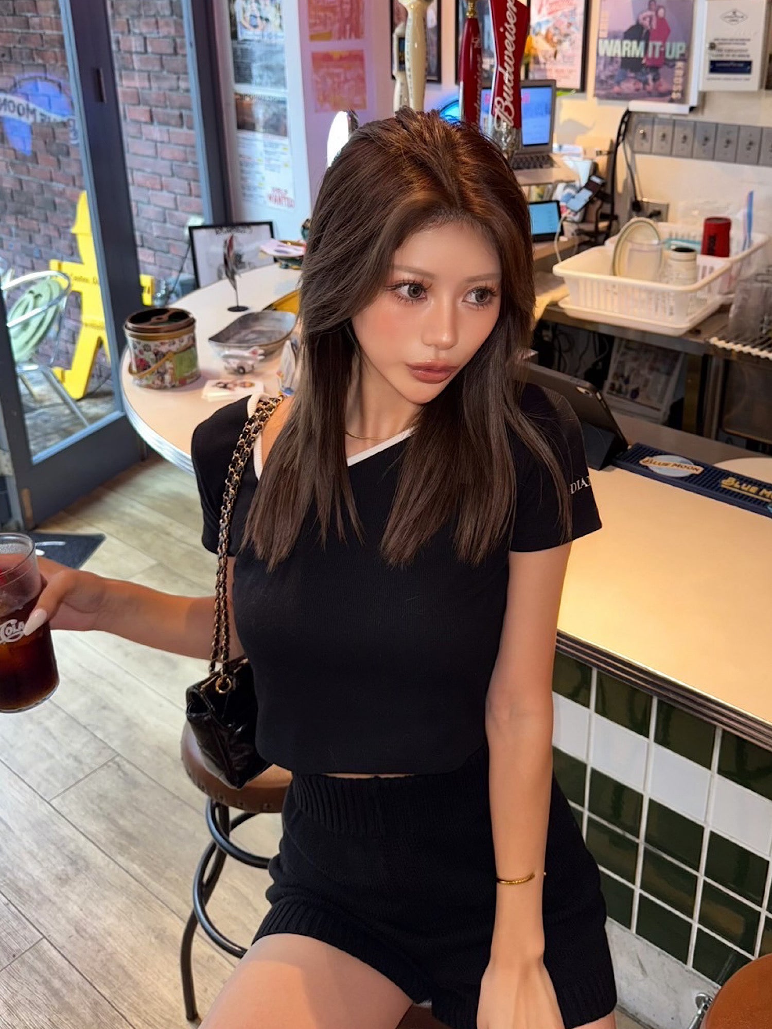 Asymmetry neck half sleeve tops