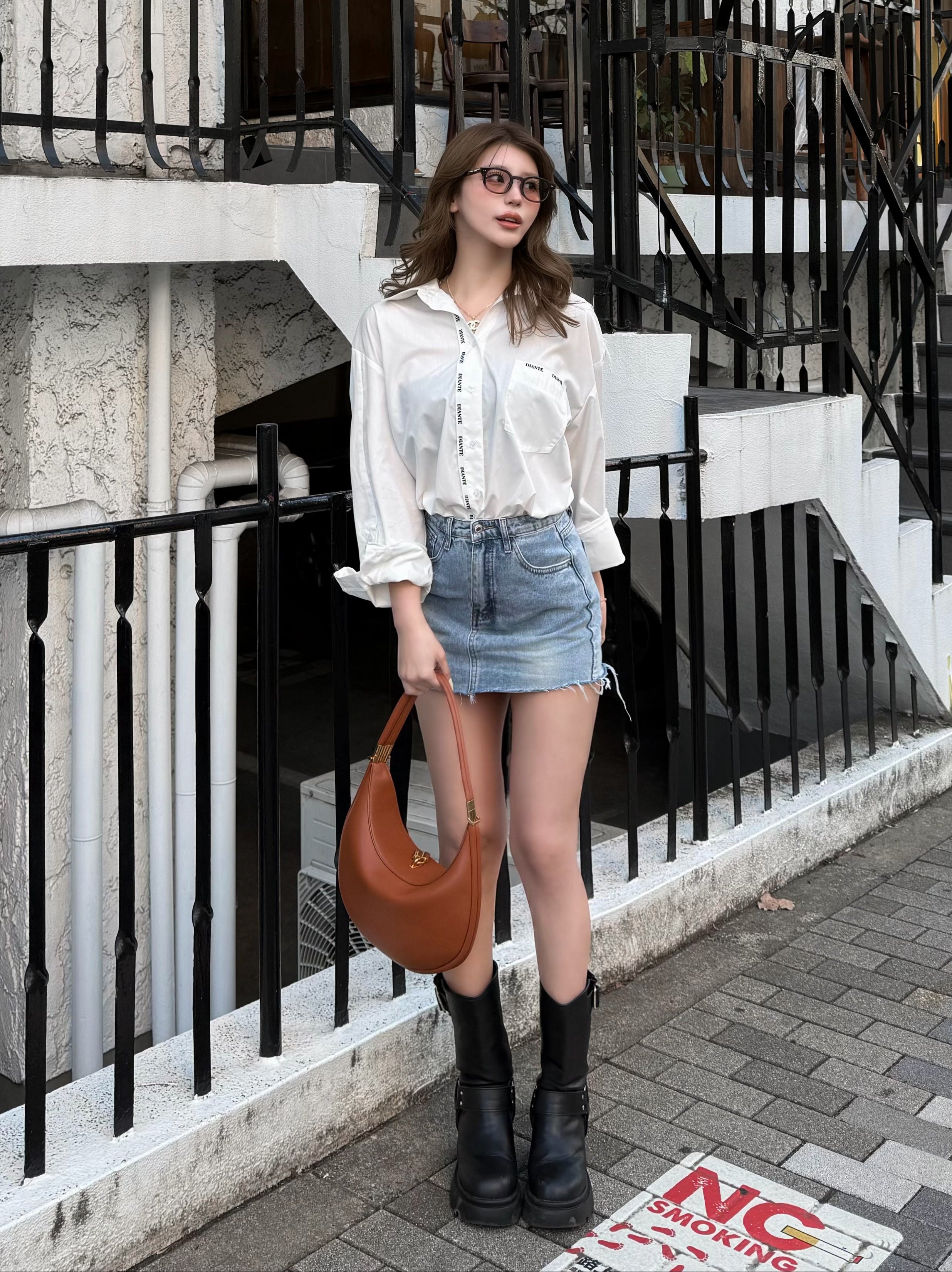 Logo tape loose shirts