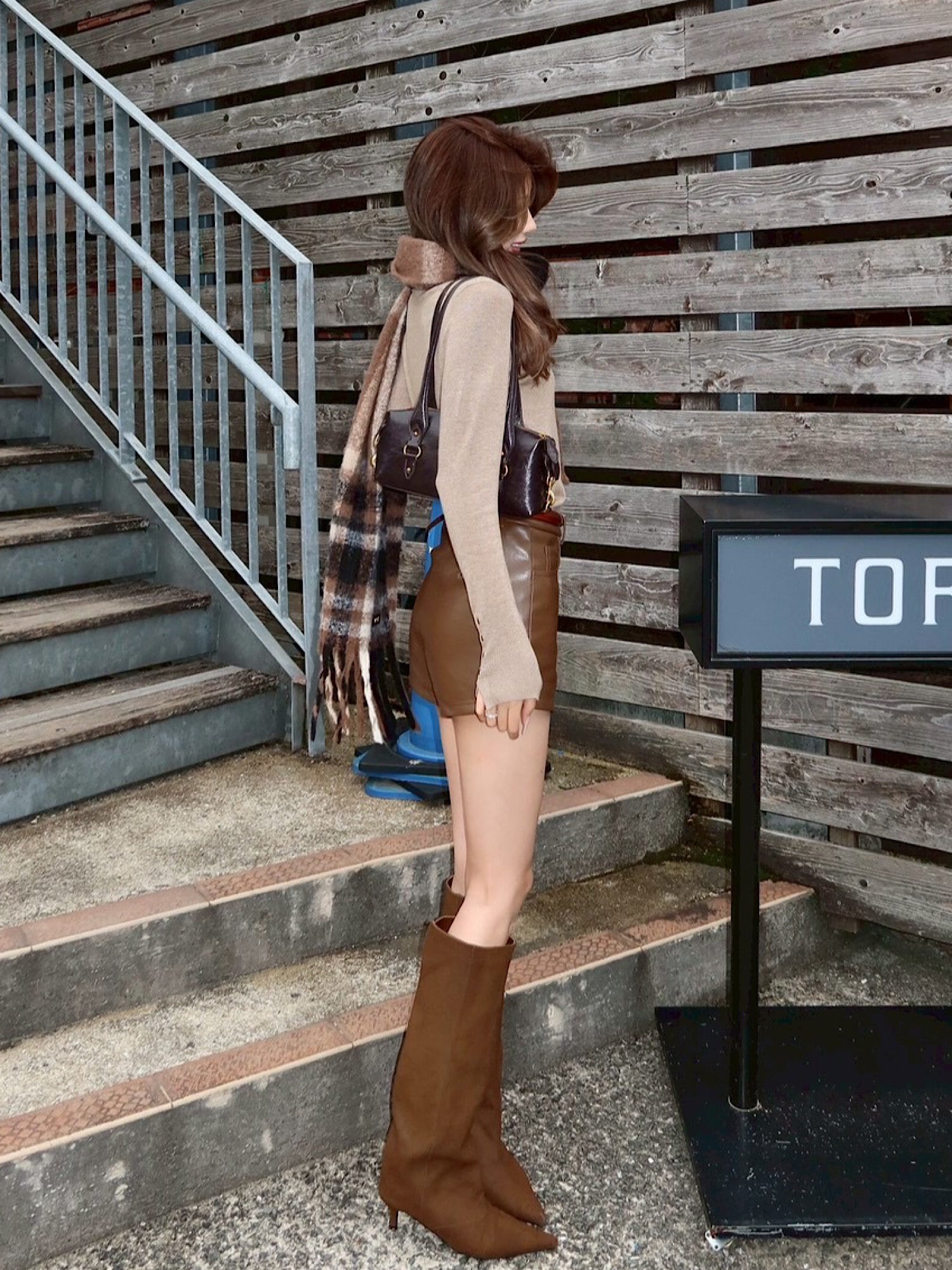 【予約】Eco leather minimal shorts(BLK S 12月下旬〜1月上旬発送予定)