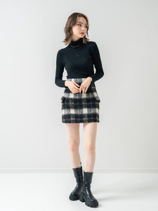 Shaggy mini skirt