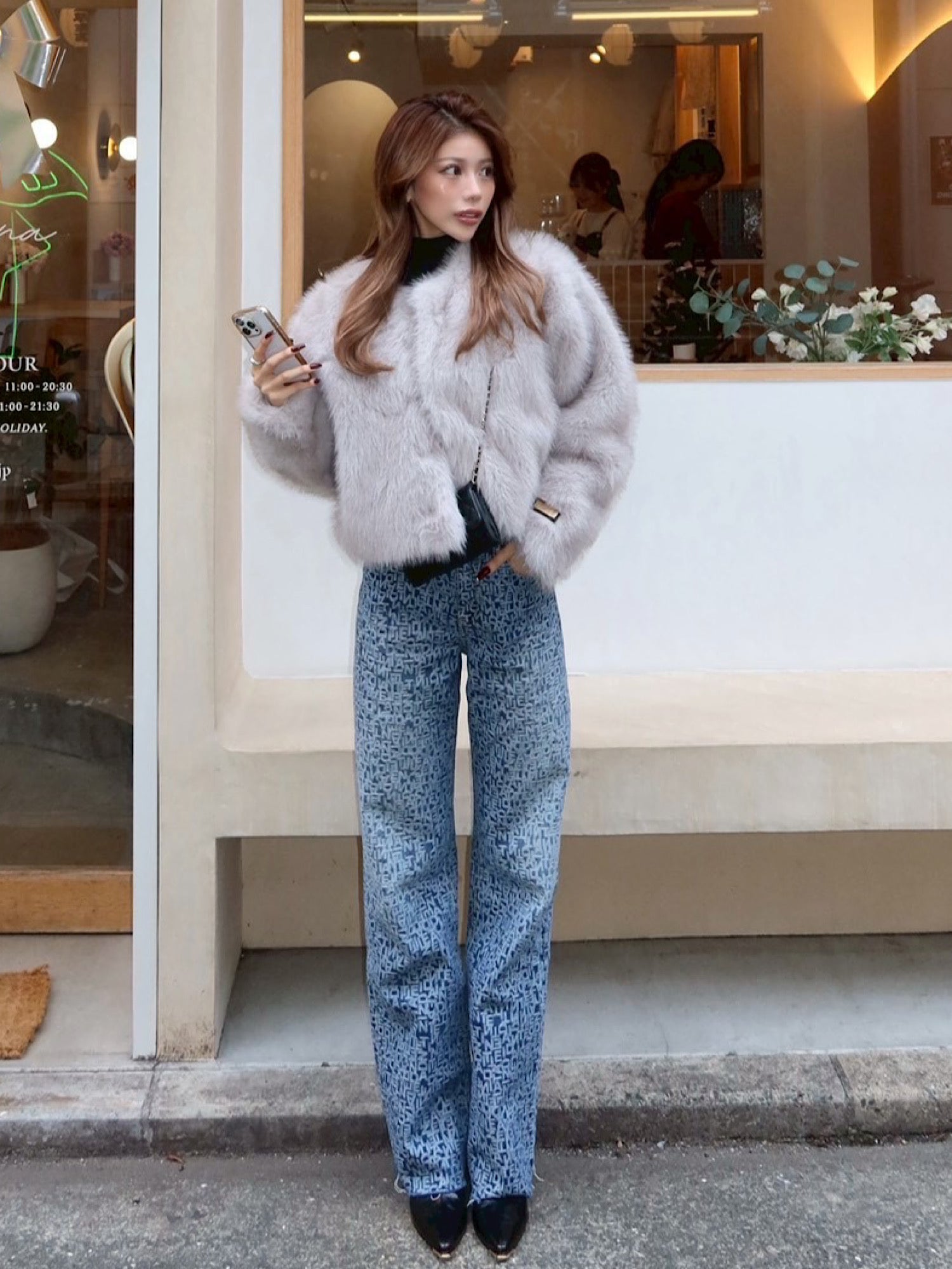 【予約】Graffiti embroidery loose denim(1月下旬〜2月上旬発送予定)