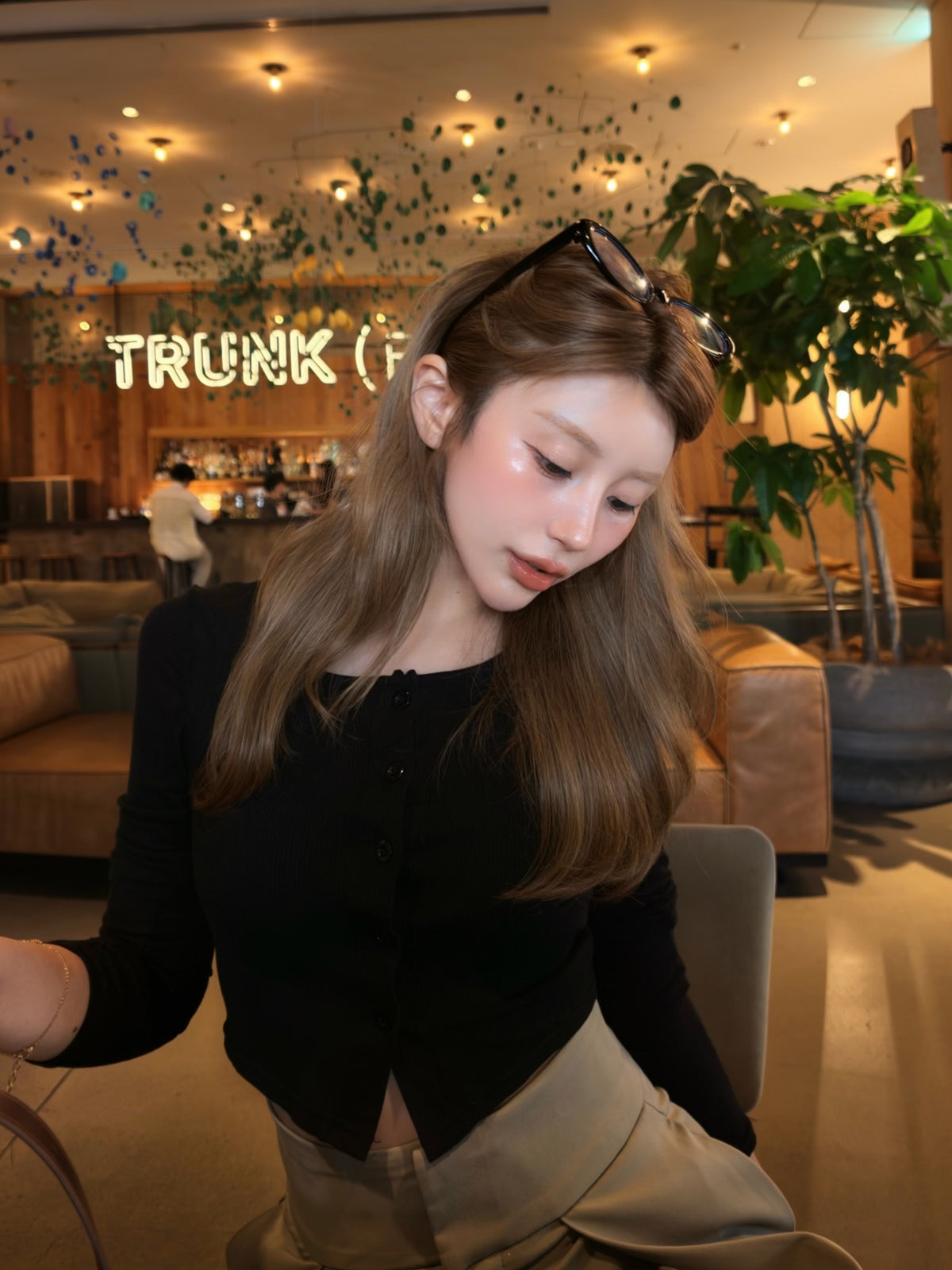 Compact light cardigan